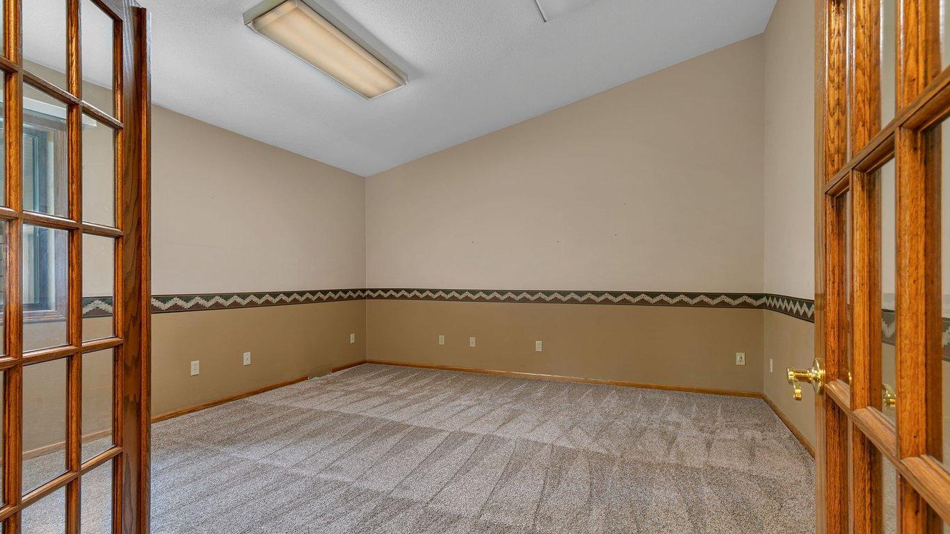 985 Juliet Way Property Photo 8