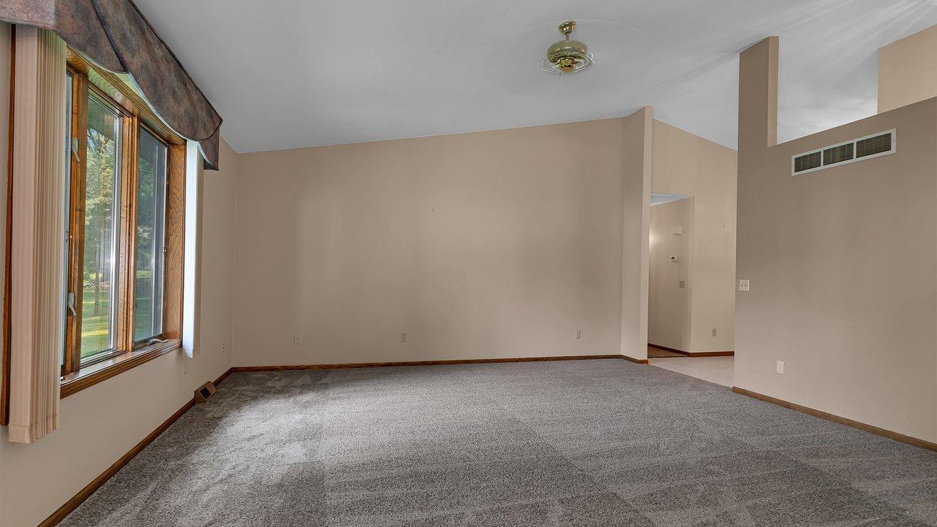 985 Juliet Way Property Photo 11