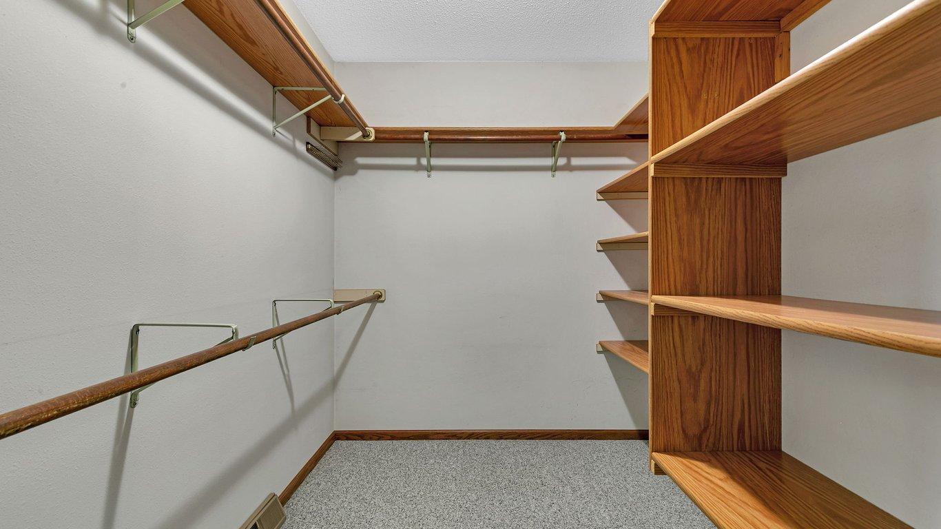 985 Juliet Way Property Photo 25