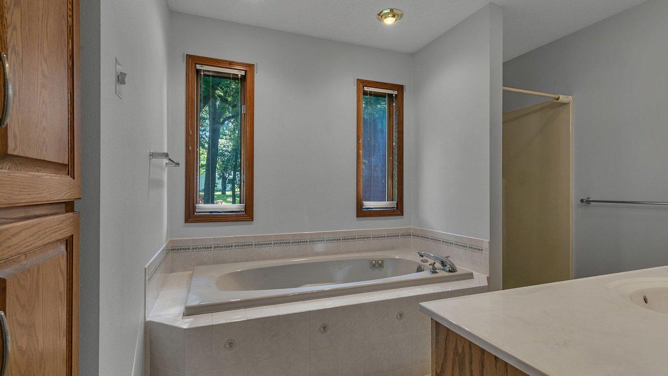 985 Juliet Way Property Photo 26
