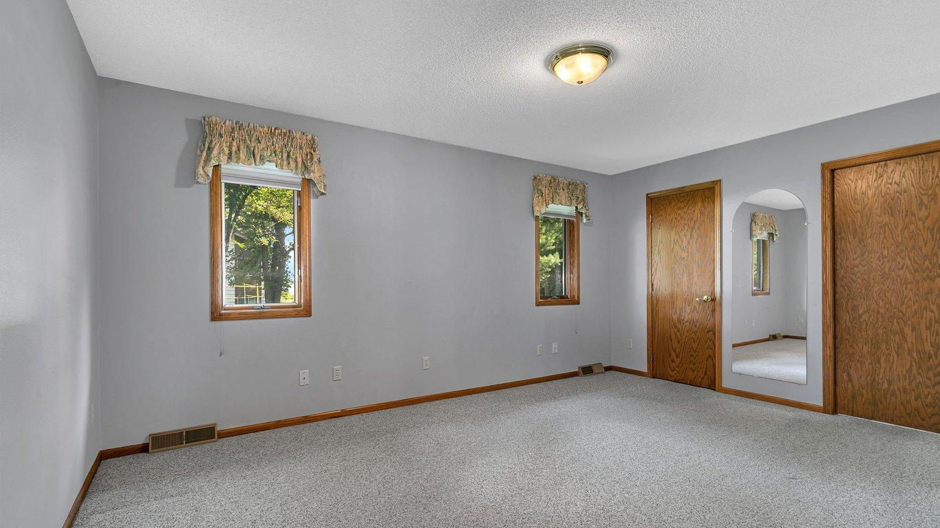 985 Juliet Way Property Photo 29