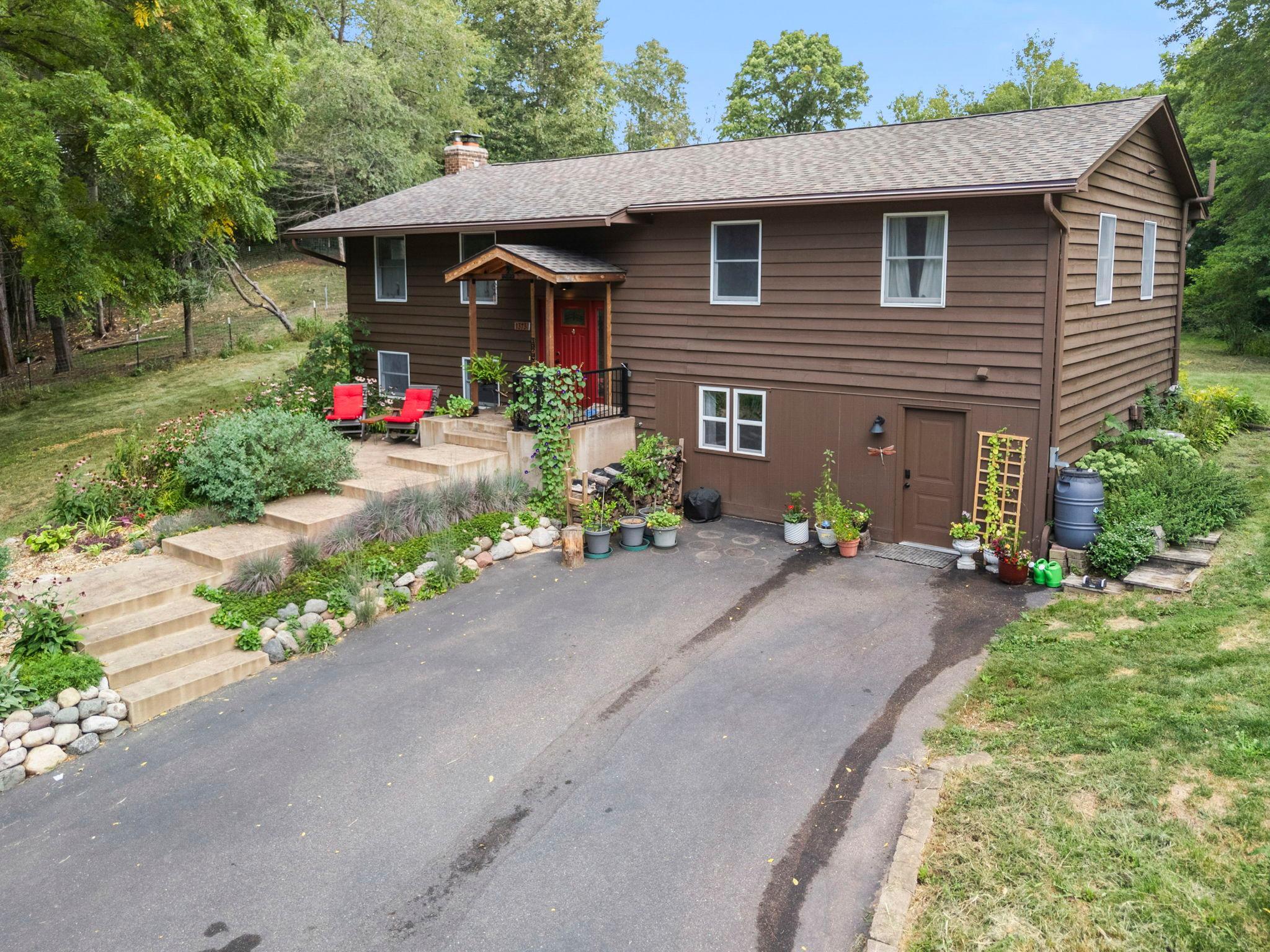 1373 Pine View Trail Property Photo 3