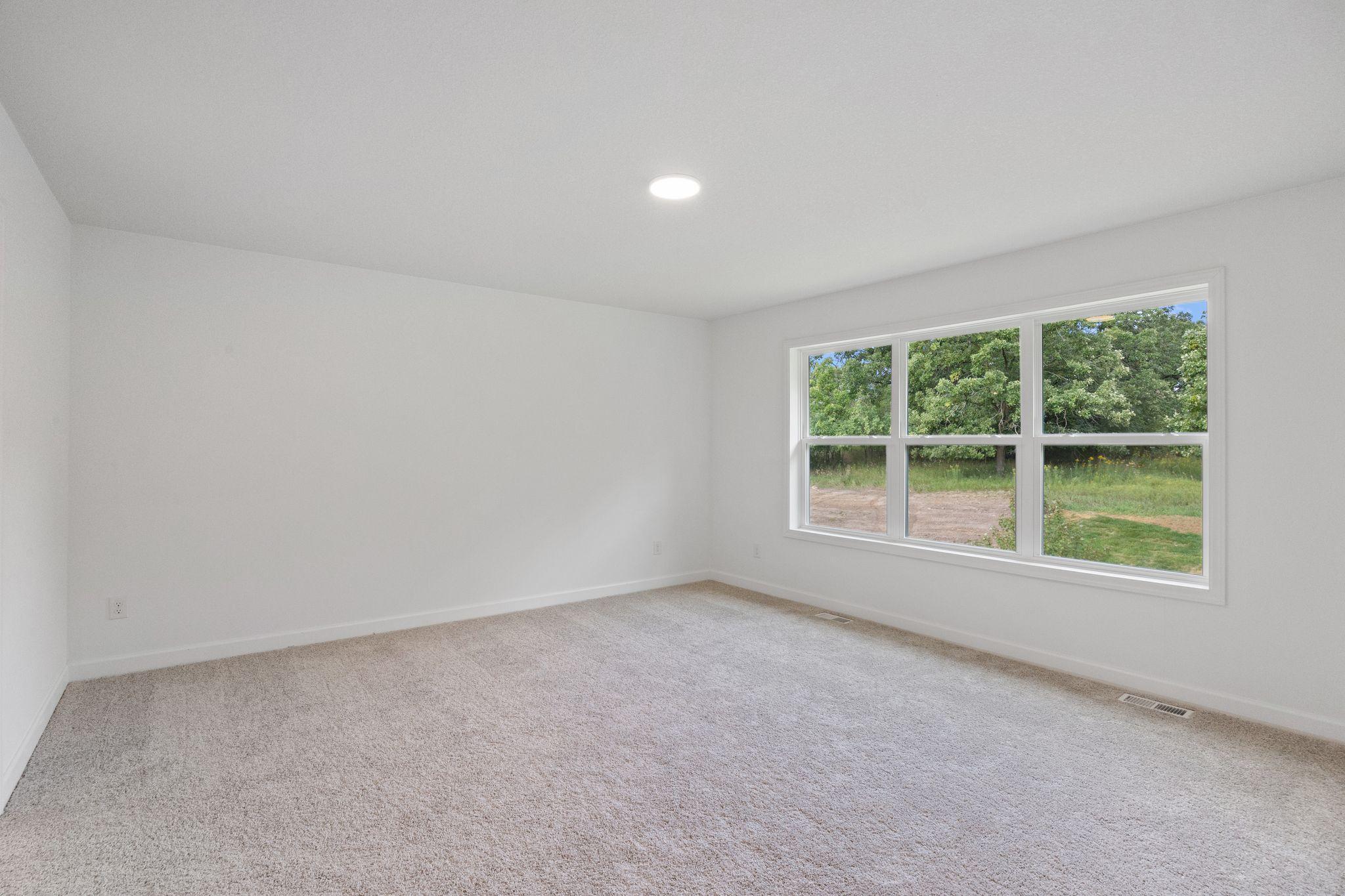 2584 Rock Elm Road Property Photo 9