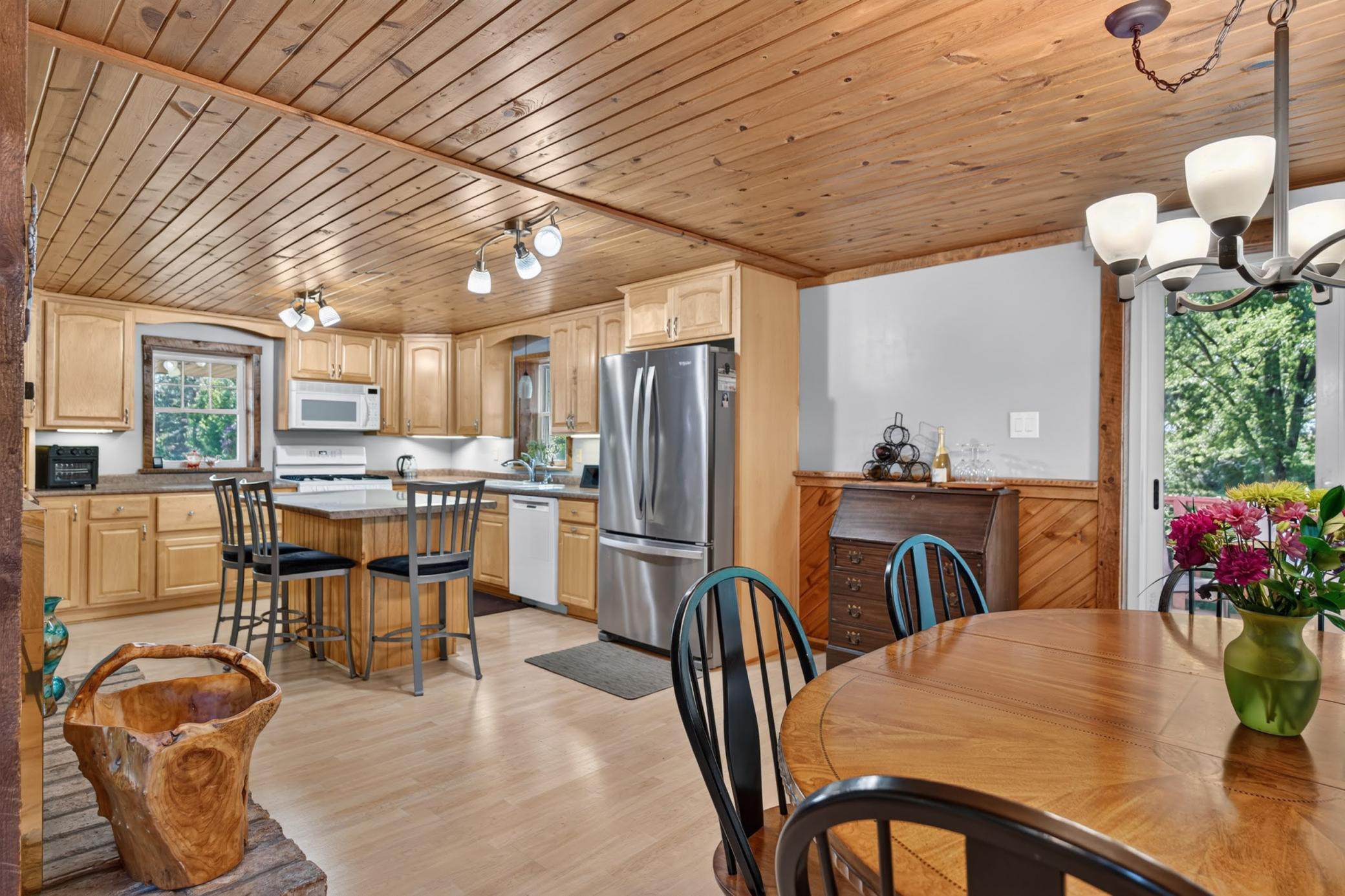 6119 County Road 10 Se Property Photo 13