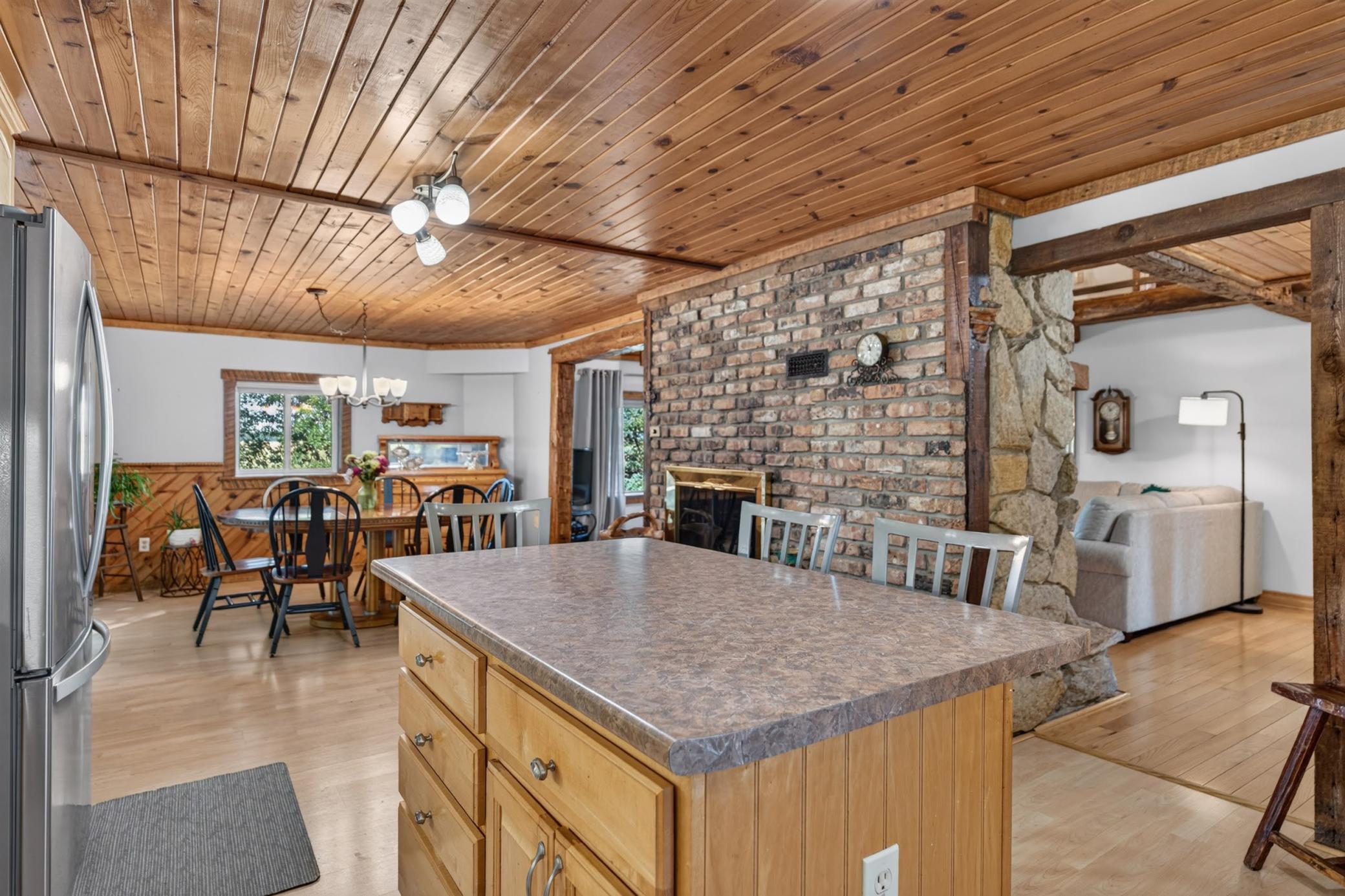 6119 County Road 10 Se Property Photo 15