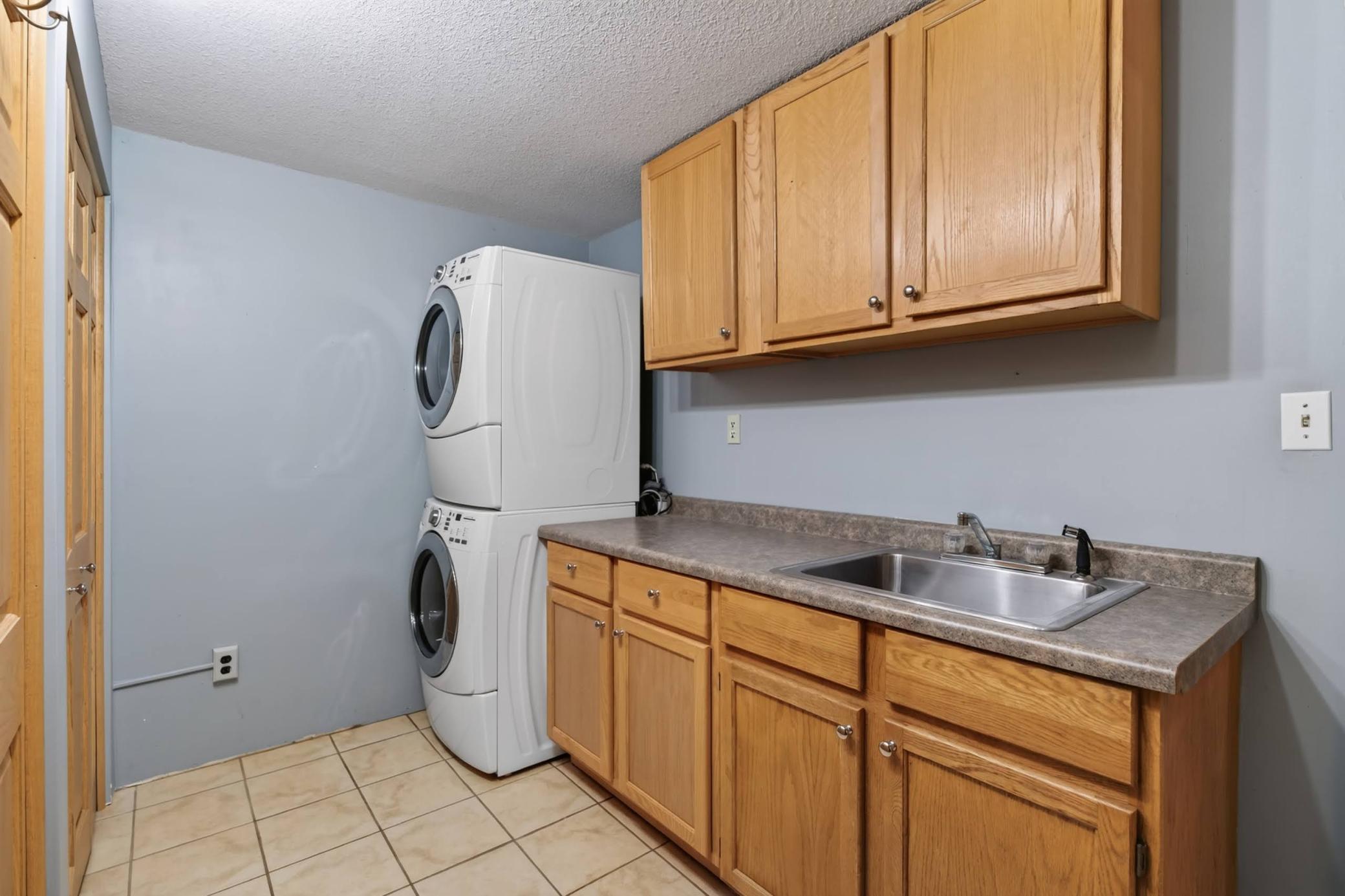 6119 County Road 10 Se Property Photo 17