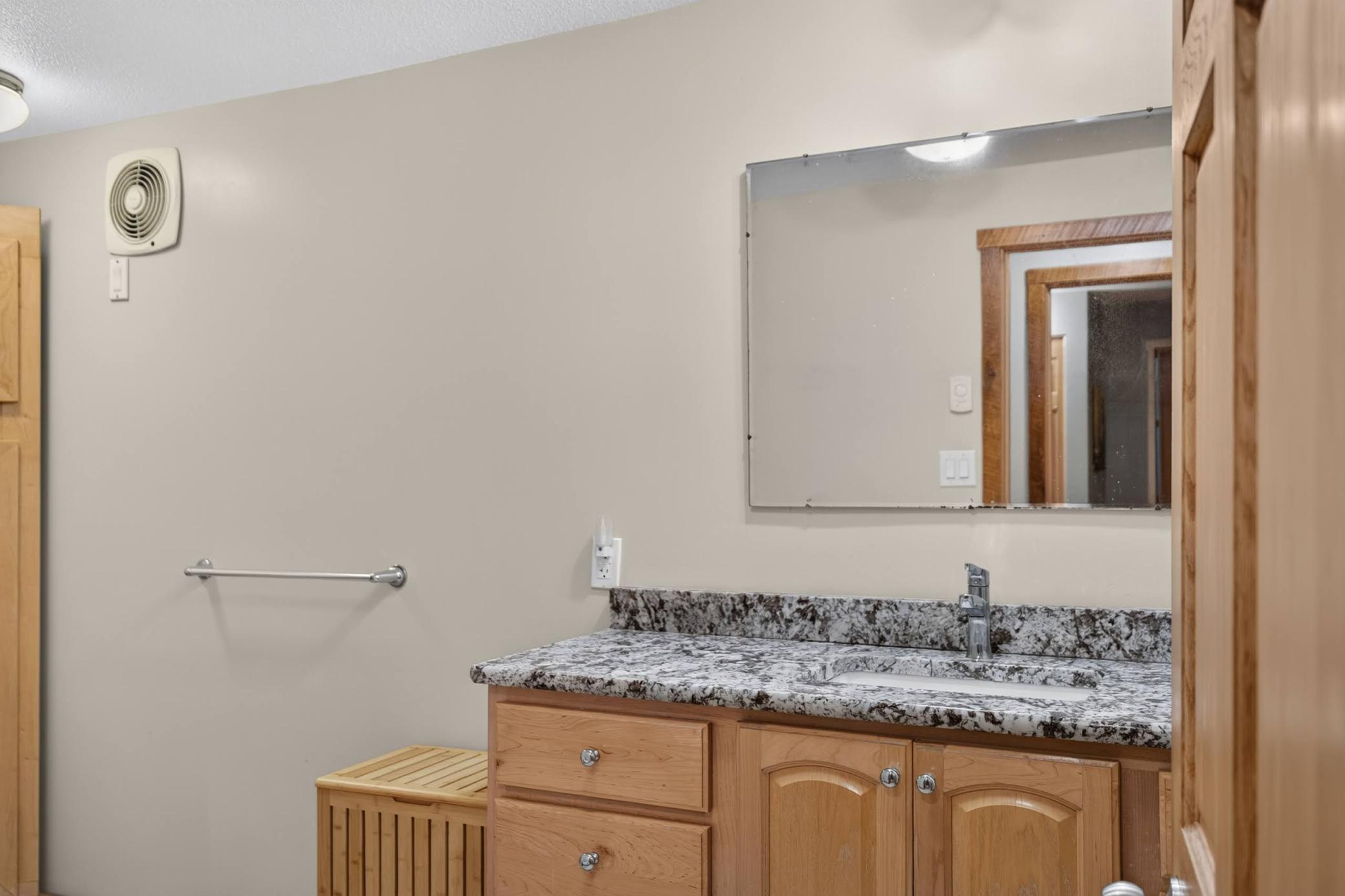 6119 County Road 10 Se Property Photo 18