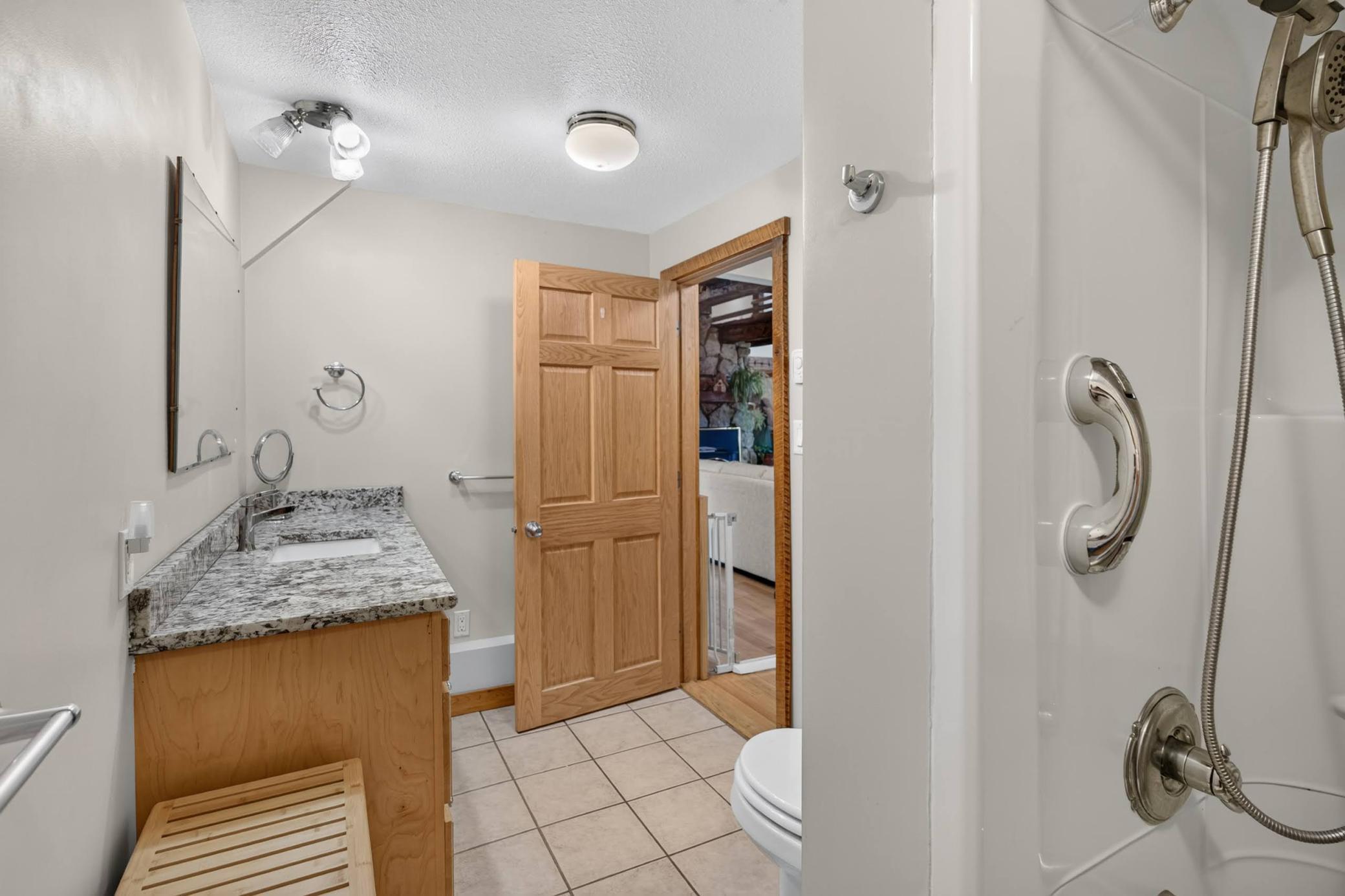 6119 County Road 10 Se Property Photo 19