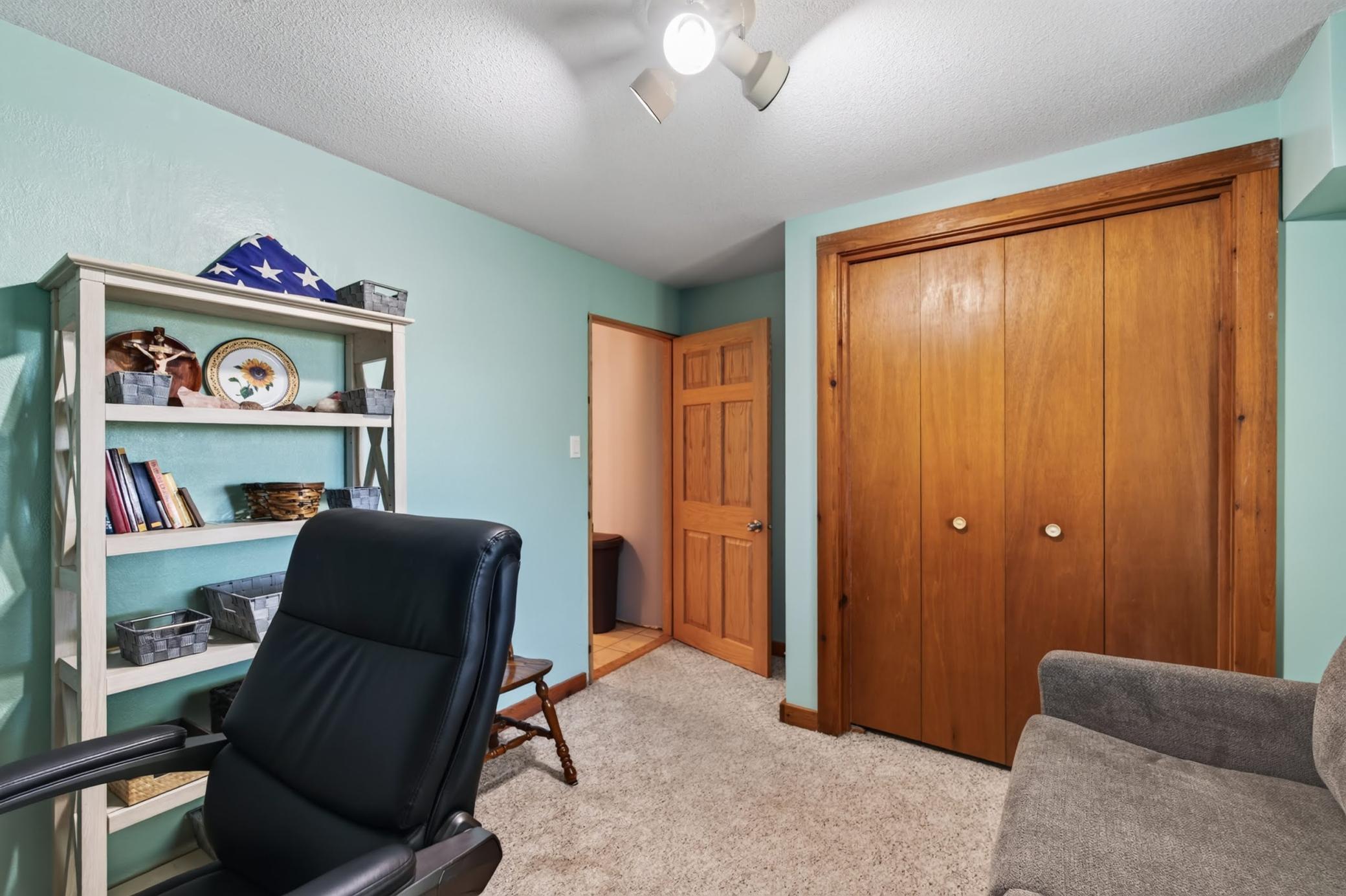 6119 County Road 10 Se Property Photo 35