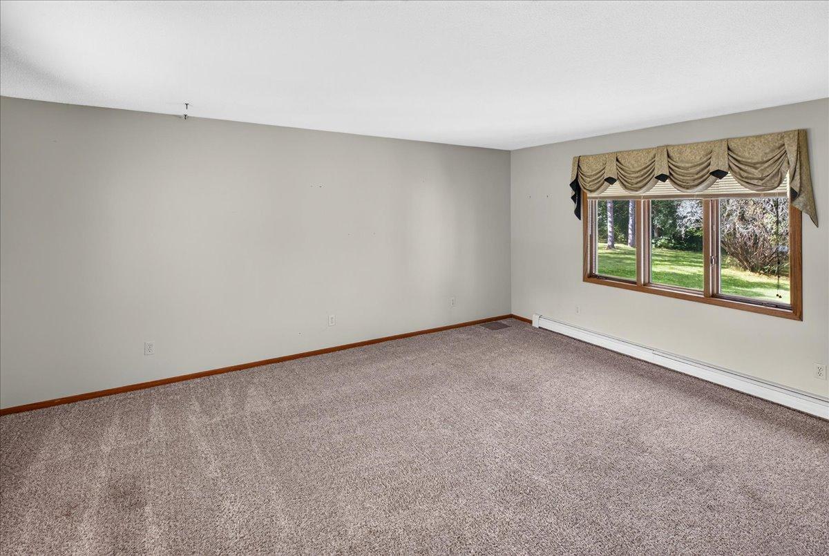 9855 Iffert Avenue Ne Property Photo 19