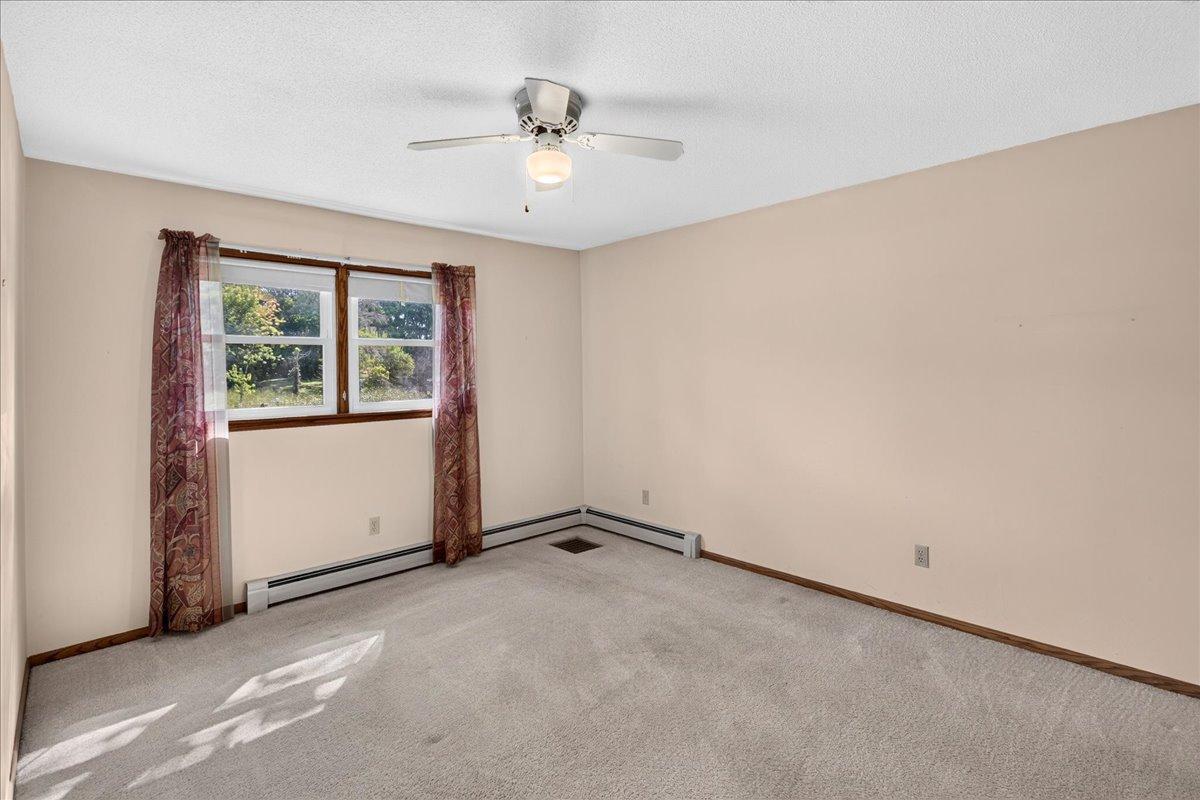 9855 Iffert Avenue Ne Property Photo 34