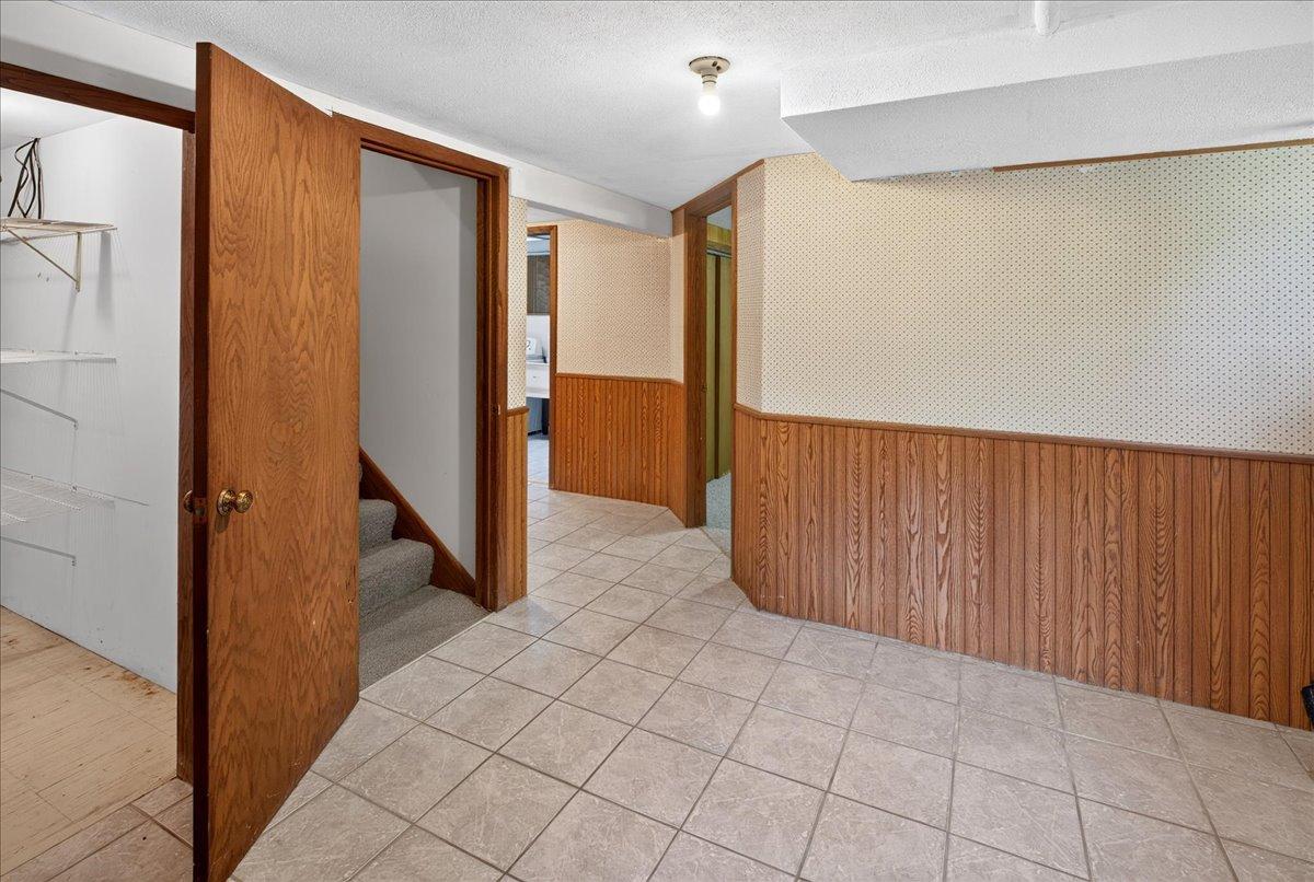 9855 Iffert Avenue Ne Property Photo 39