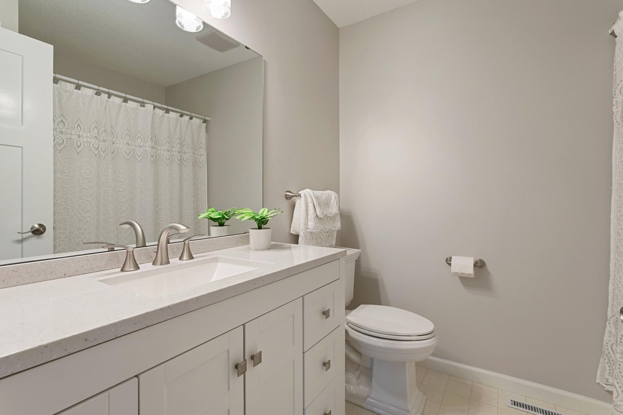 14241 Uranium Street Nw Property Photo 15