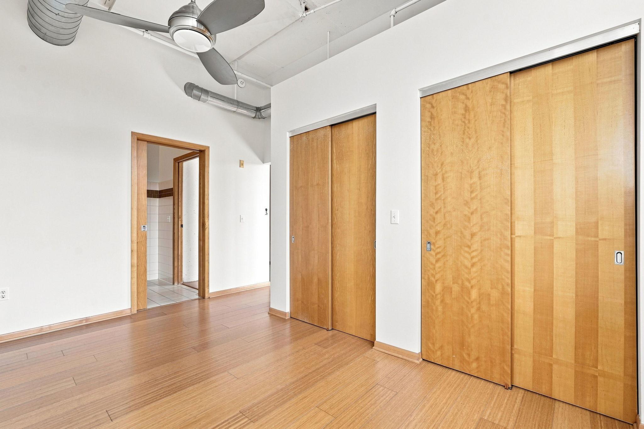 1701 Madison Street Ne 310 Property Photo 6