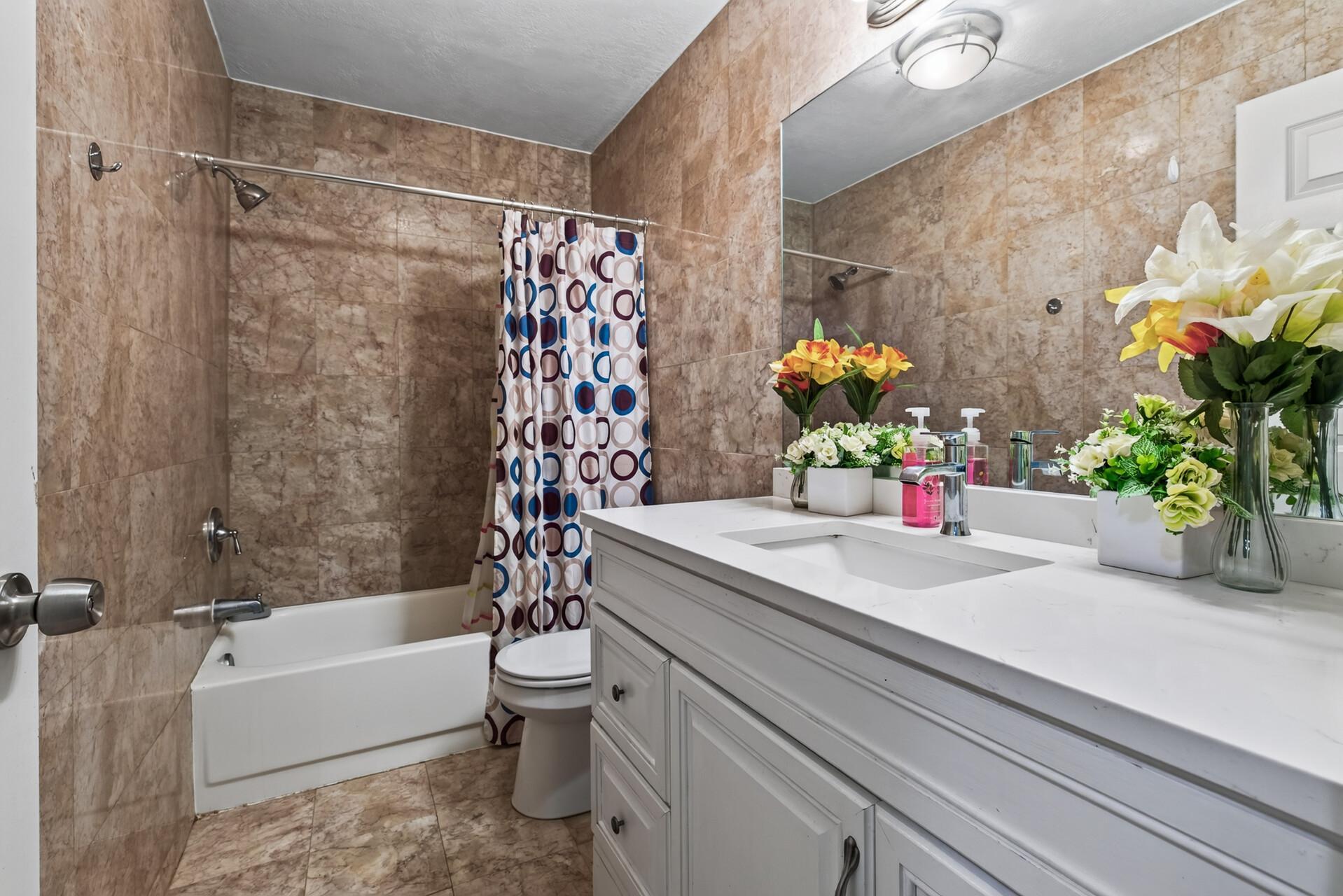 1700 Four Oaks Road 159 Property Photo 16