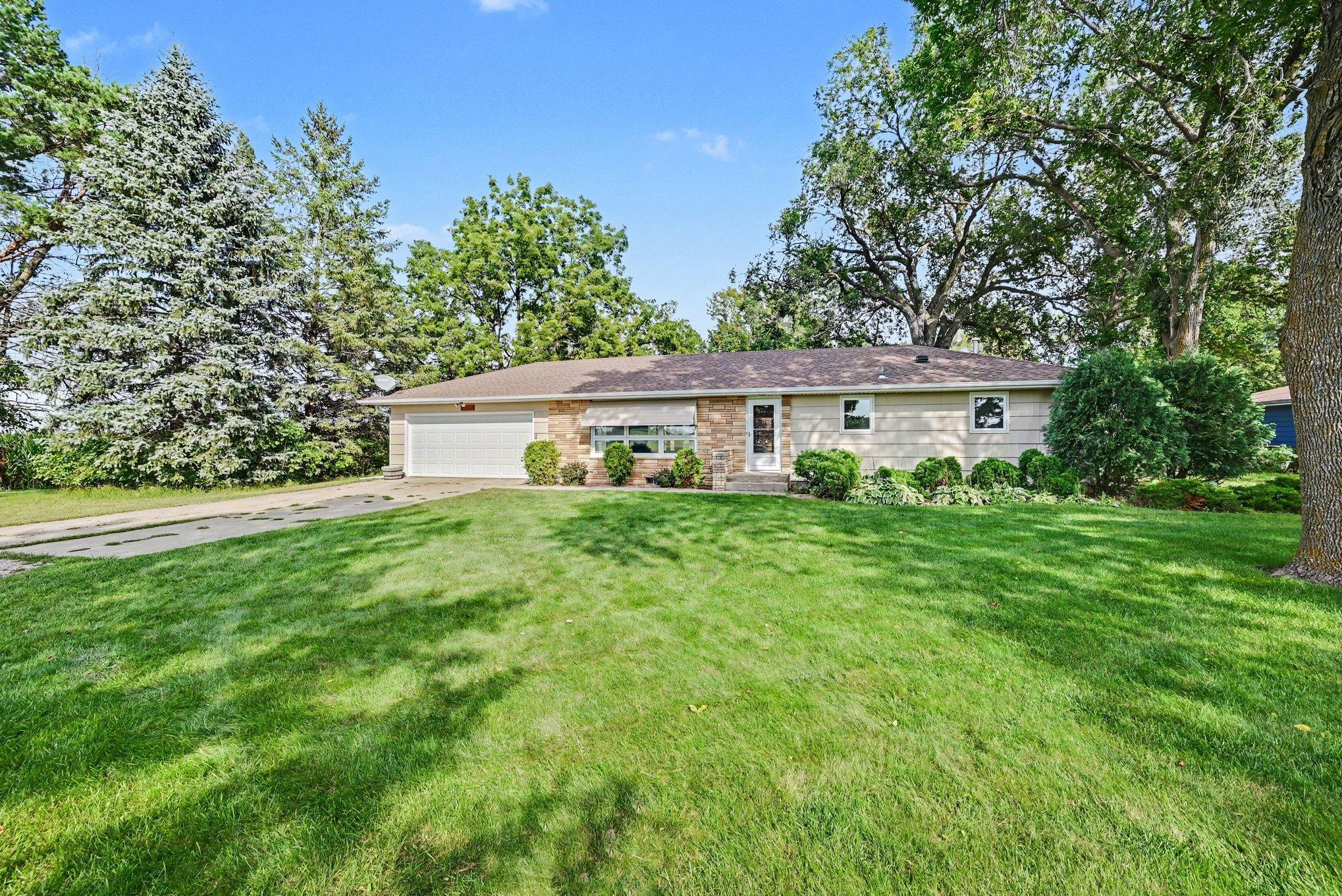 38267 Sisters Lane Property Photo 1