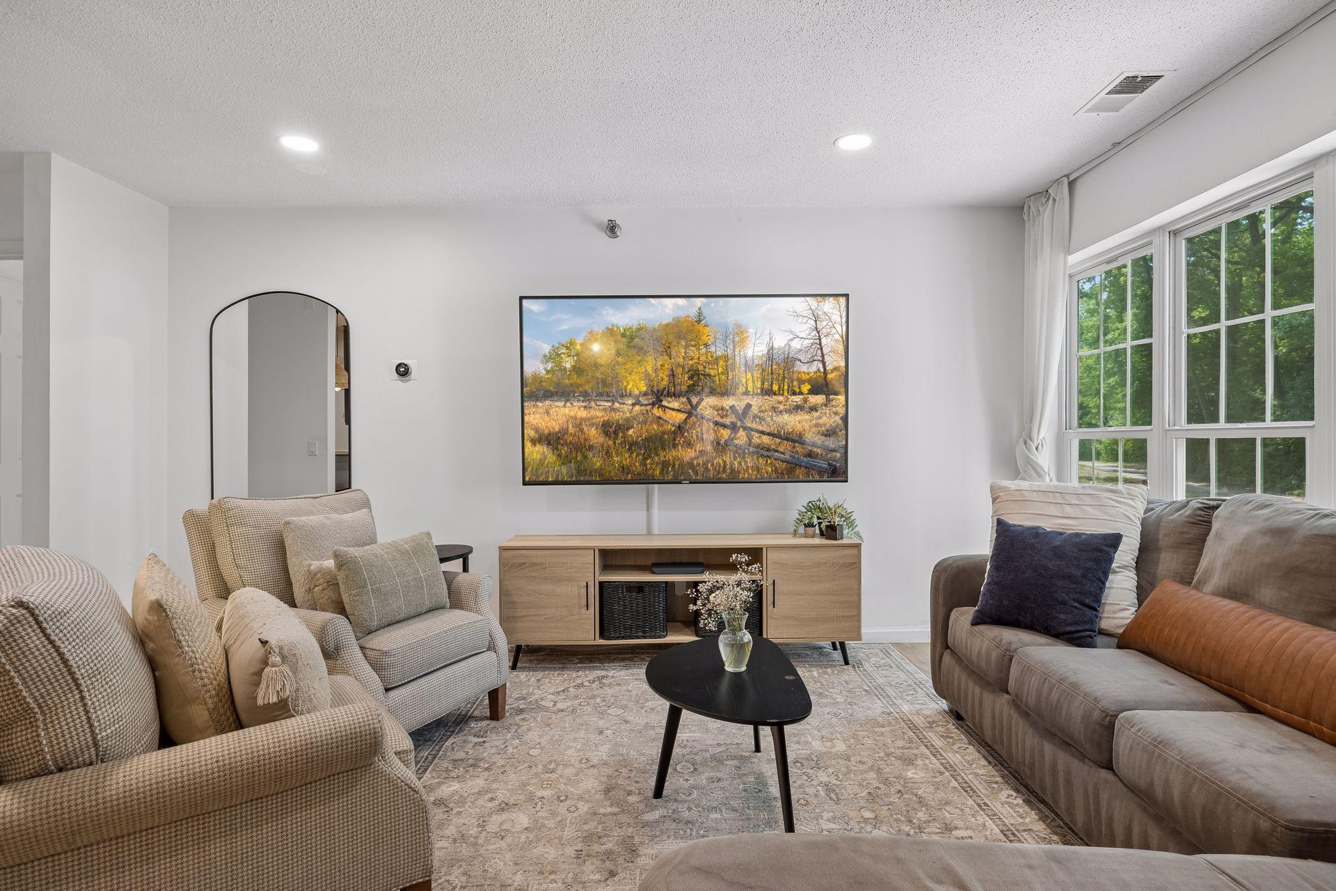 6040 Chasewood Parkway 2 Property Photo 8