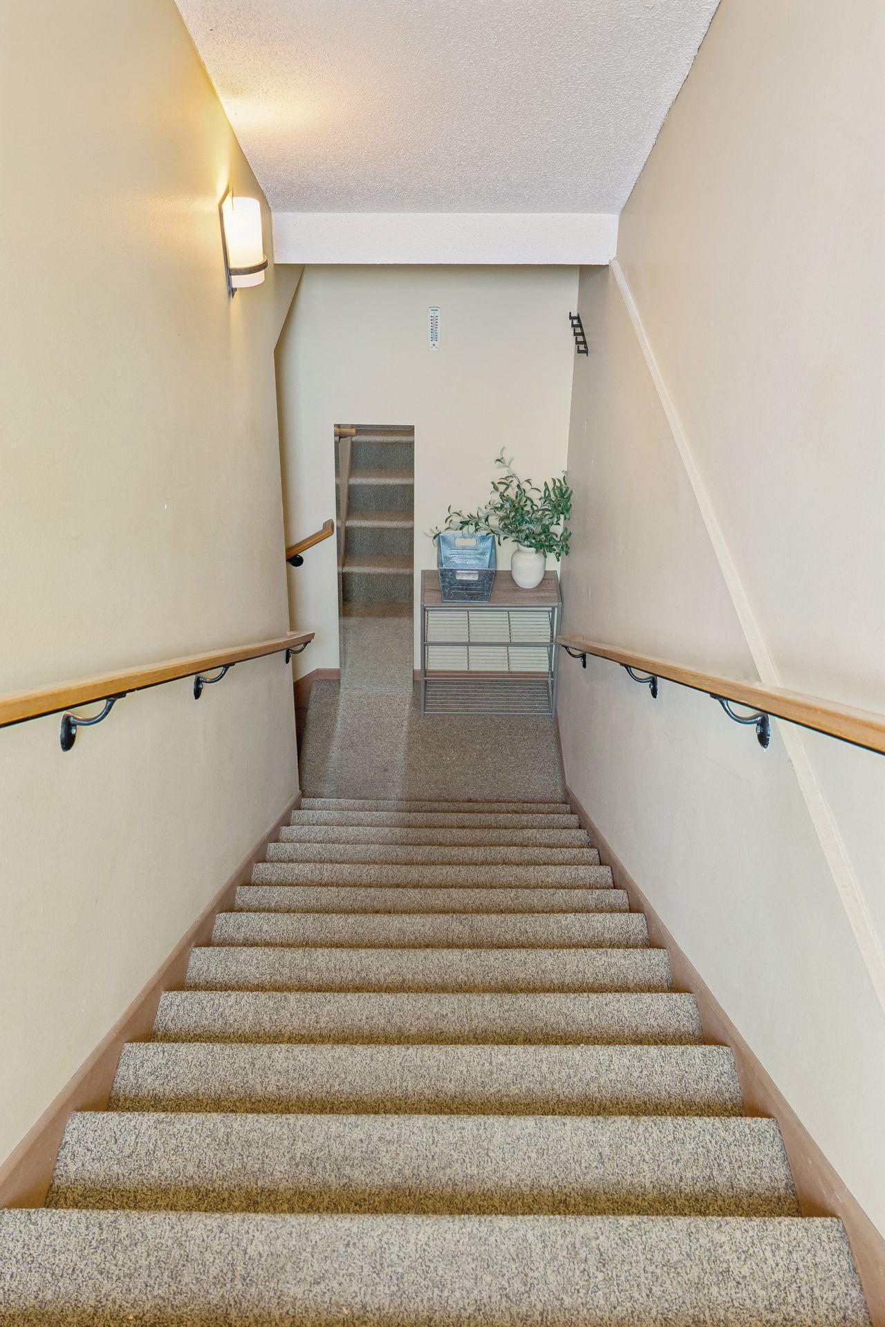 6040 Chasewood Parkway 2 Property Photo 28