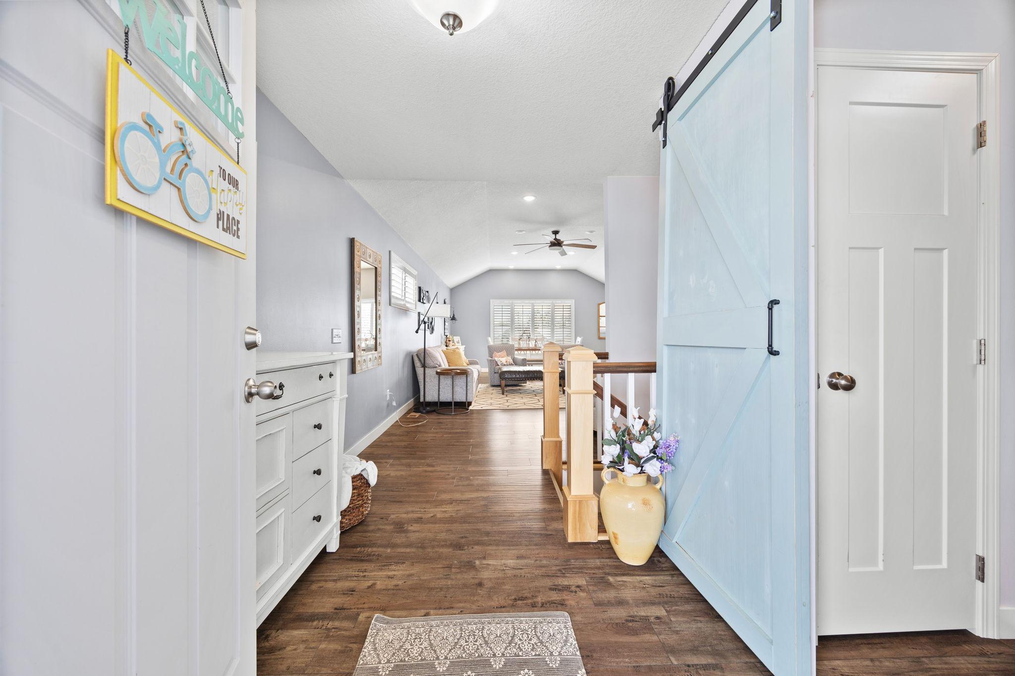 1428 Carl Way Property Photo 12