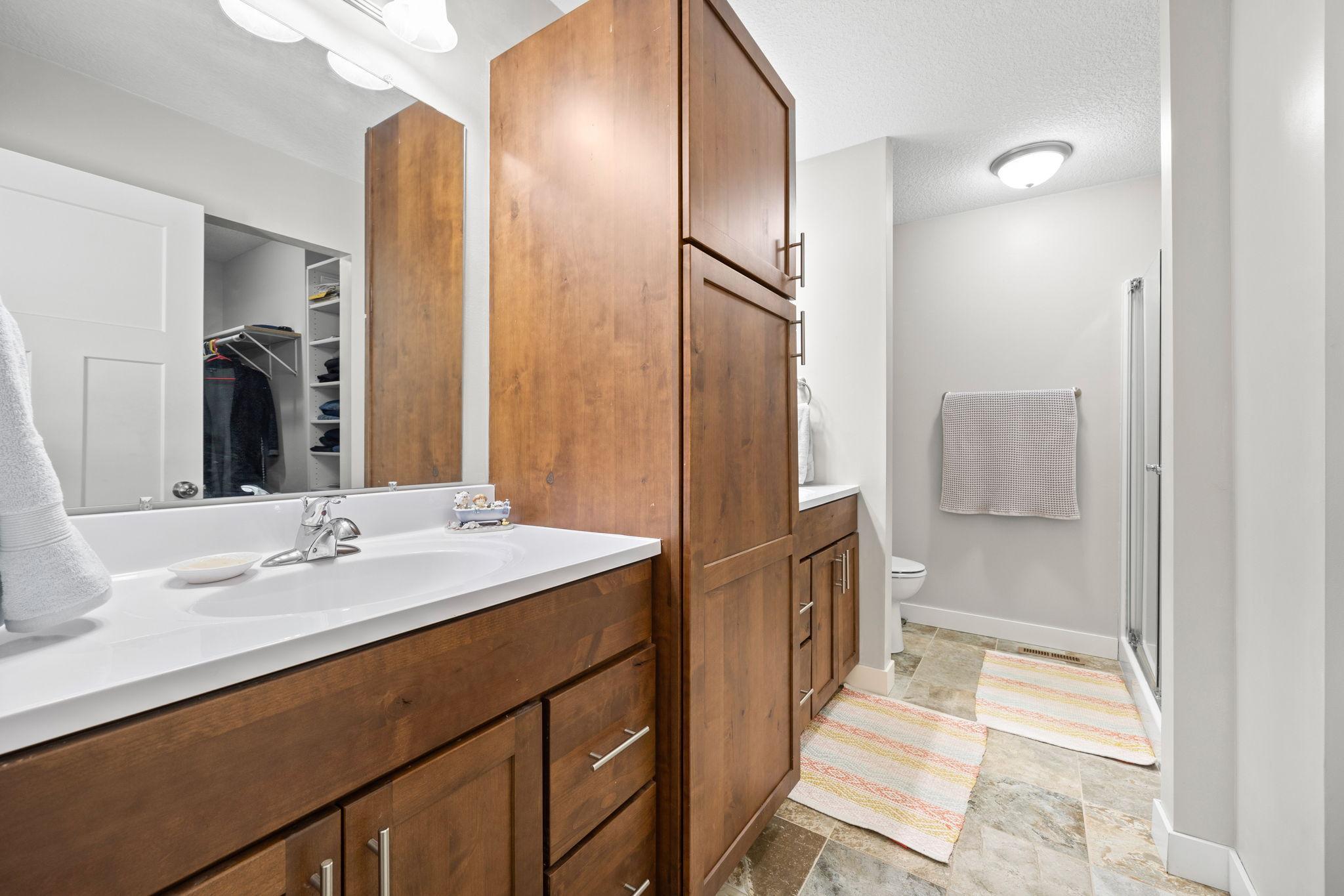 1428 Carl Way Property Photo 15