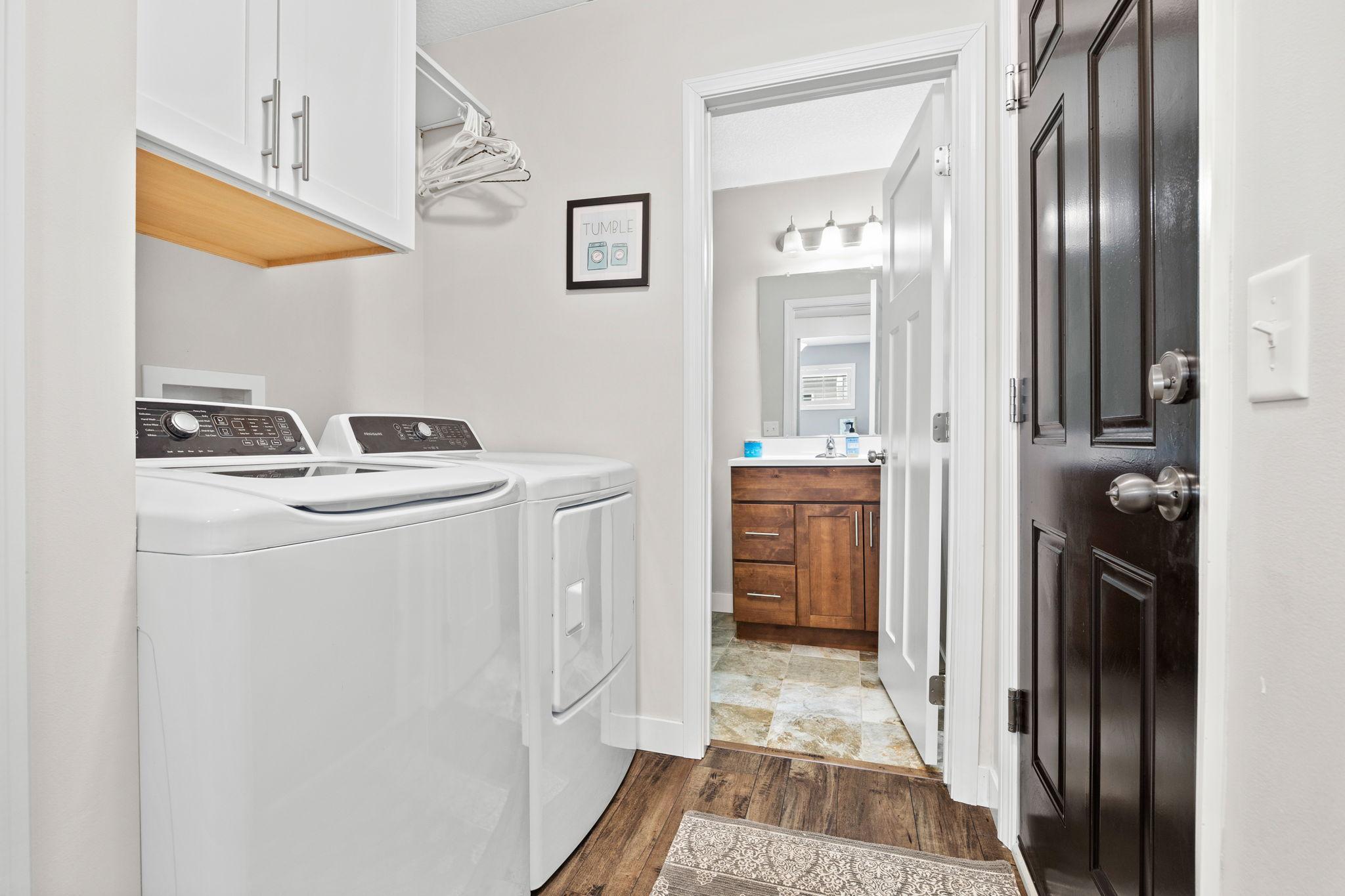 1428 Carl Way Property Photo 17