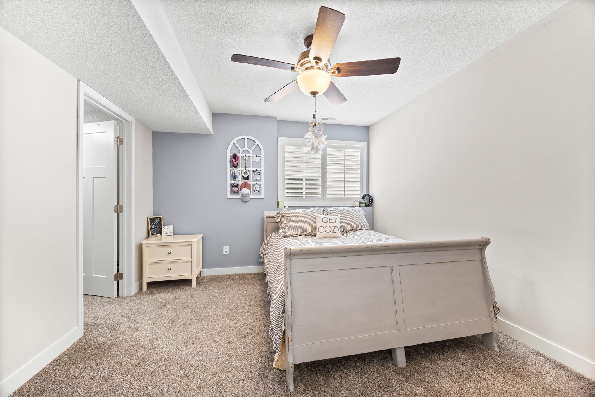 1428 Carl Way Property Photo 23