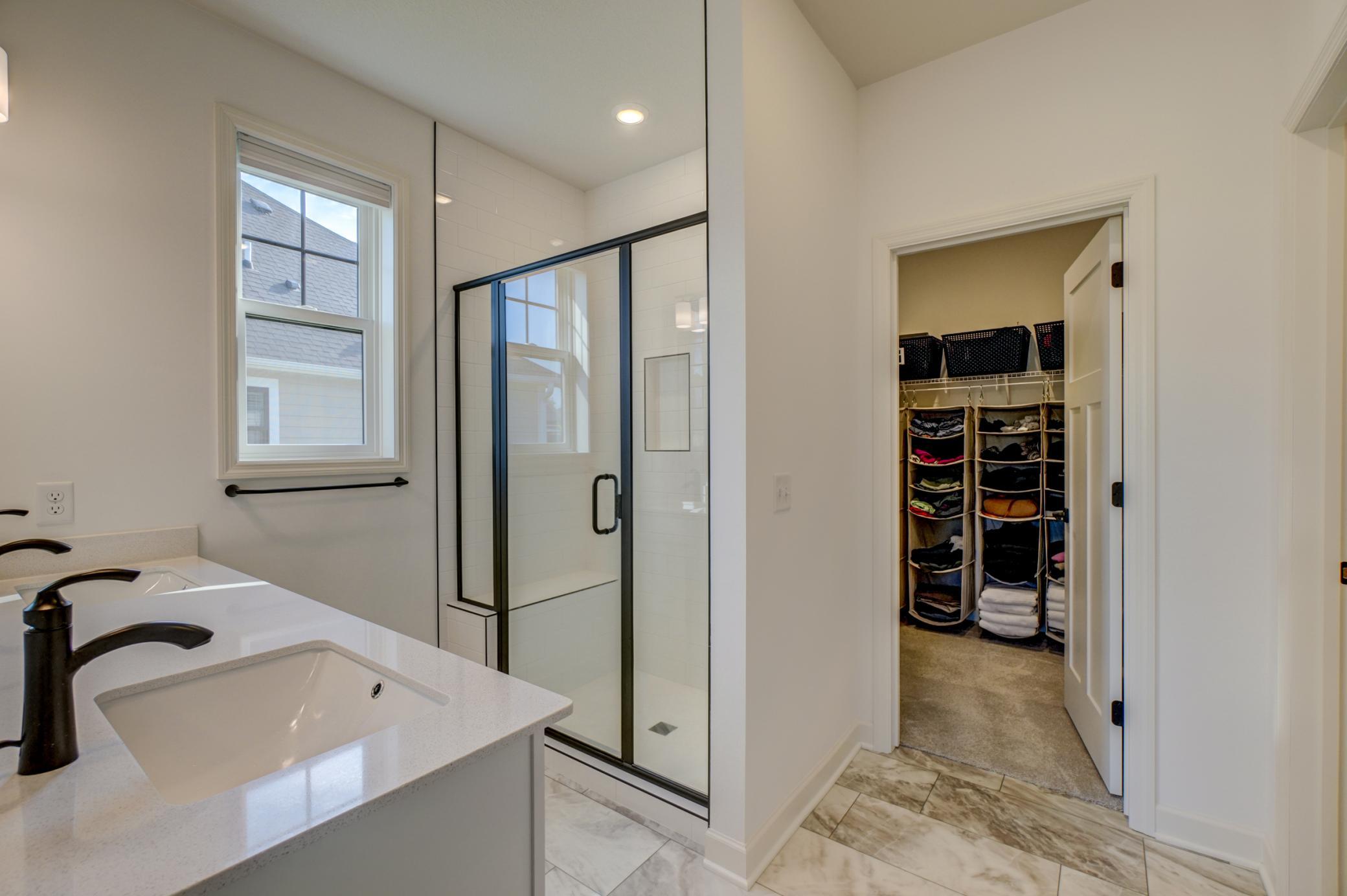 11404 Kings Court N Property Photo 25