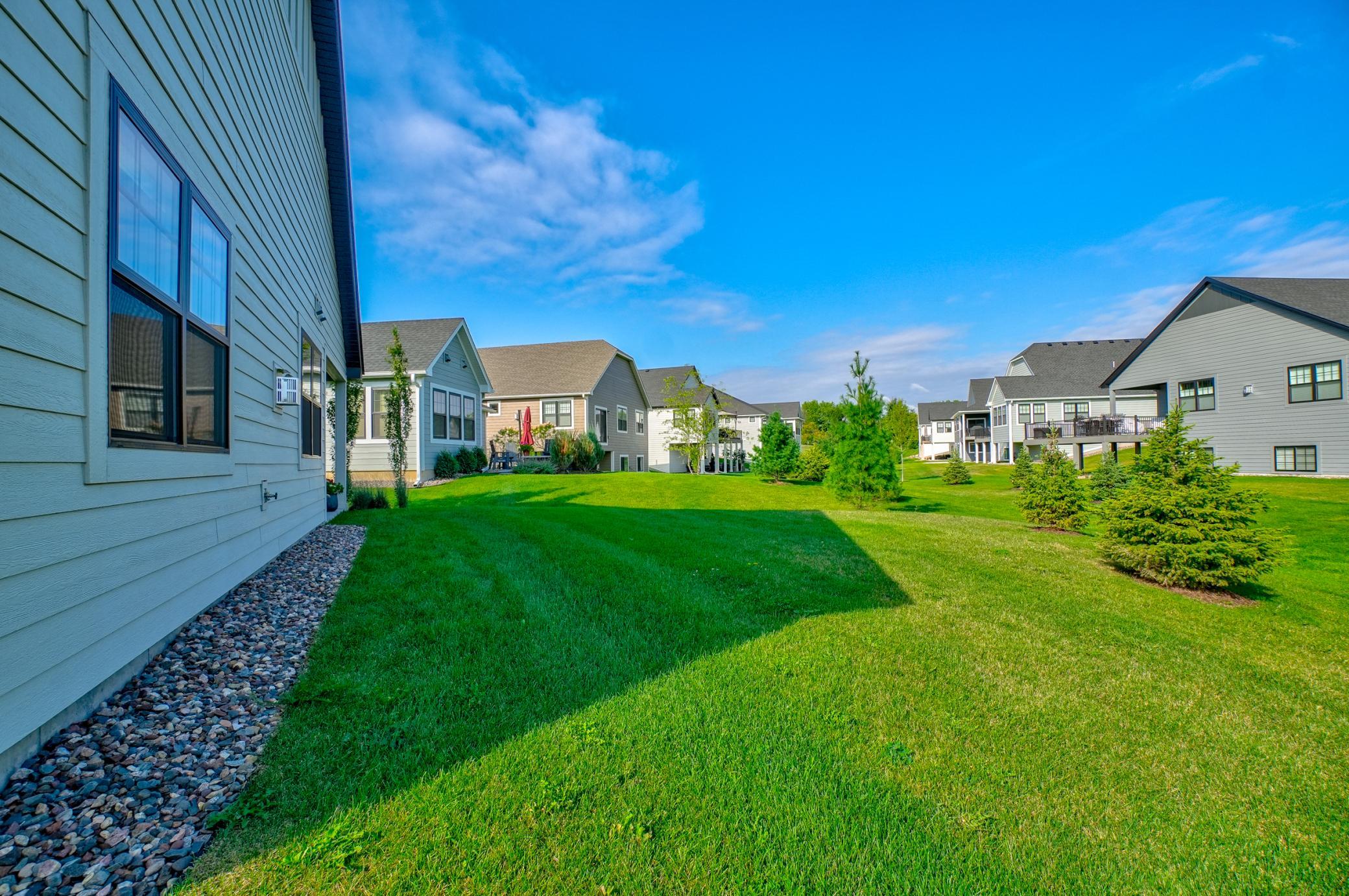 11404 Kings Court N Property Photo 26
