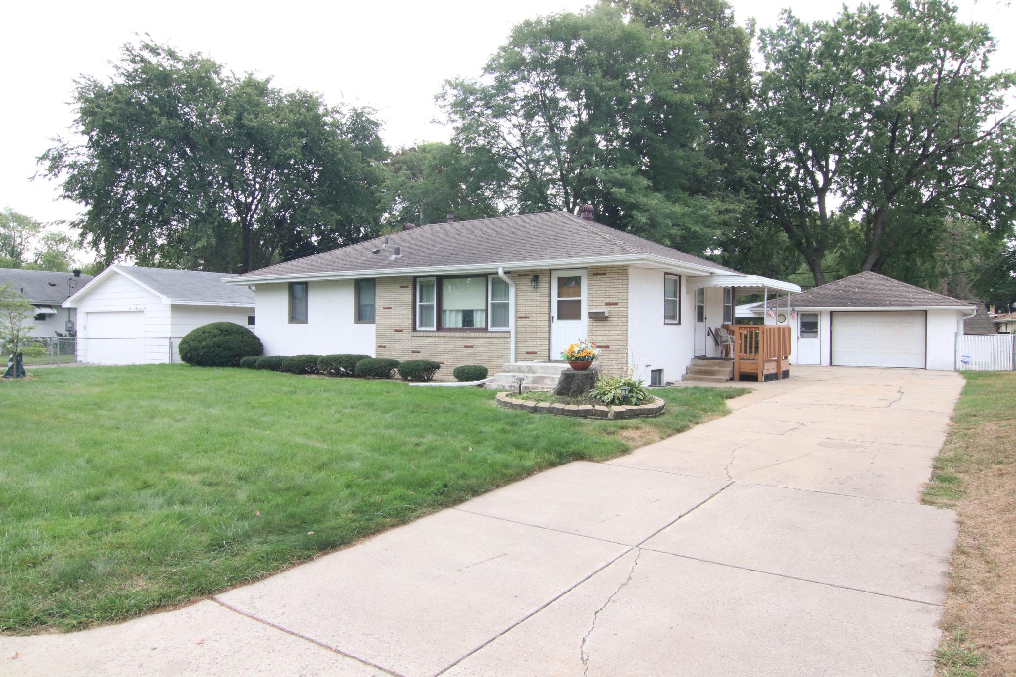 2313 55th Avenue N Property Photo 1