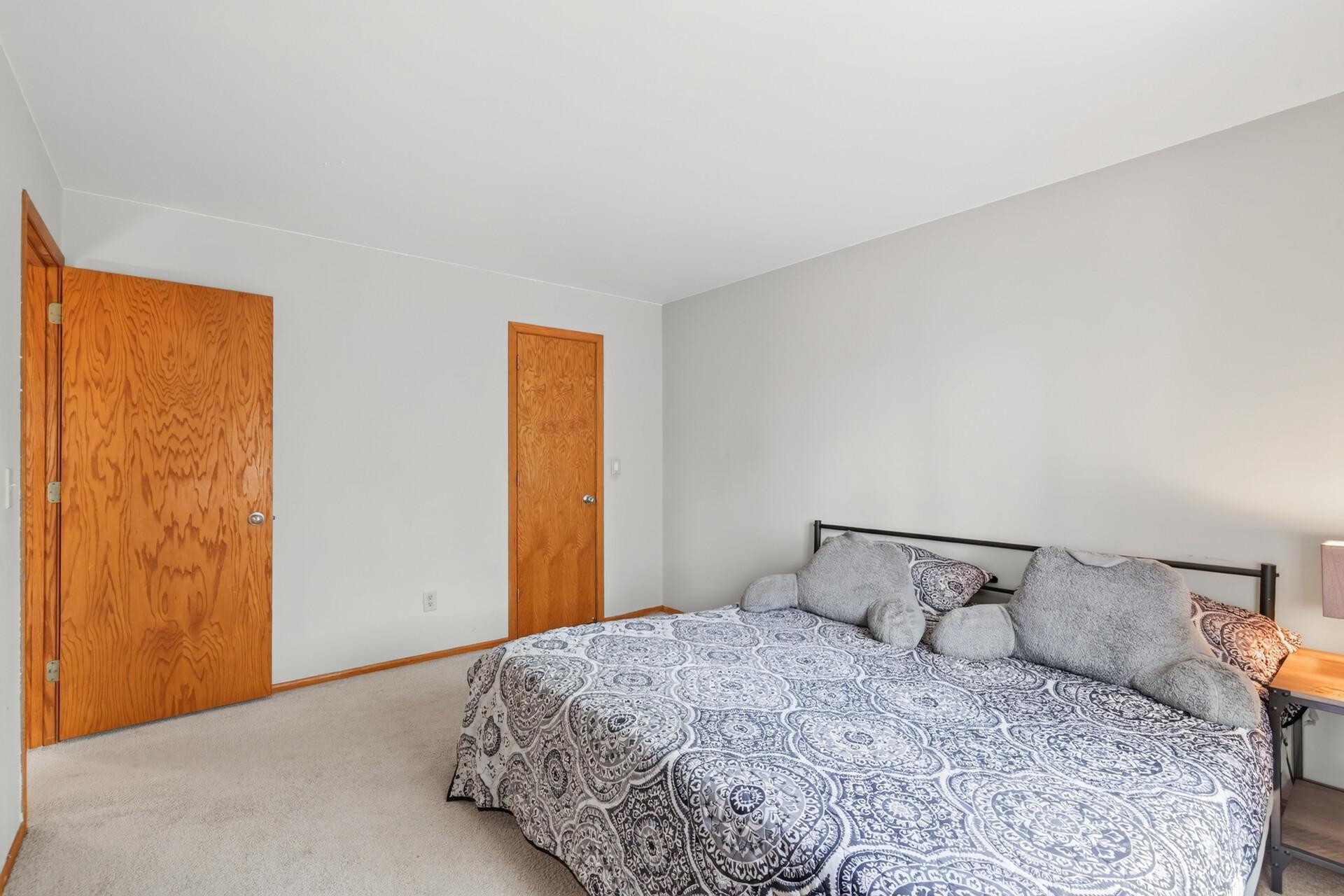 1128 Fox Run Road Property Photo 13