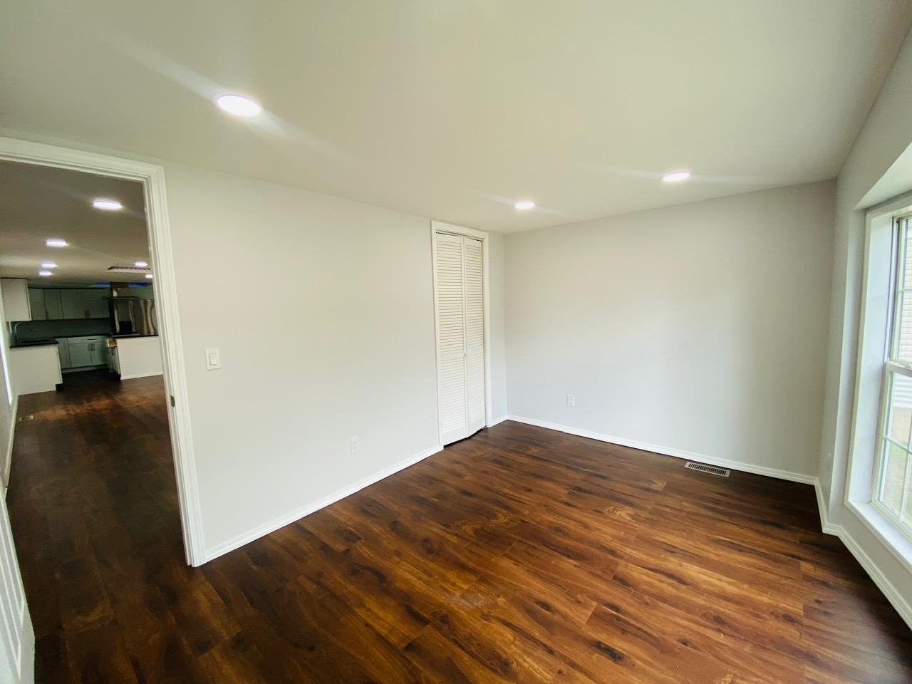 1017 Meadow Lane Ne Property Photo 23