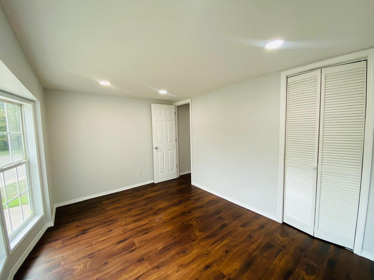 1017 Meadow Lane Ne Property Photo 24