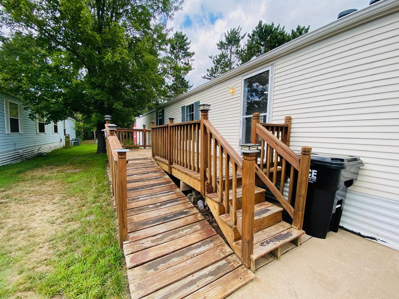 1017 Meadow Lane Ne Property Photo 31