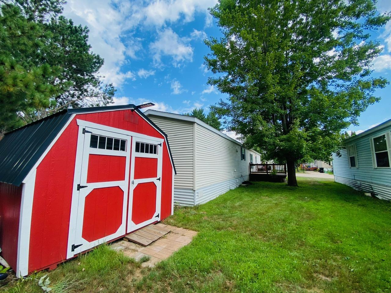 1017 Meadow Lane Ne Property Photo 35