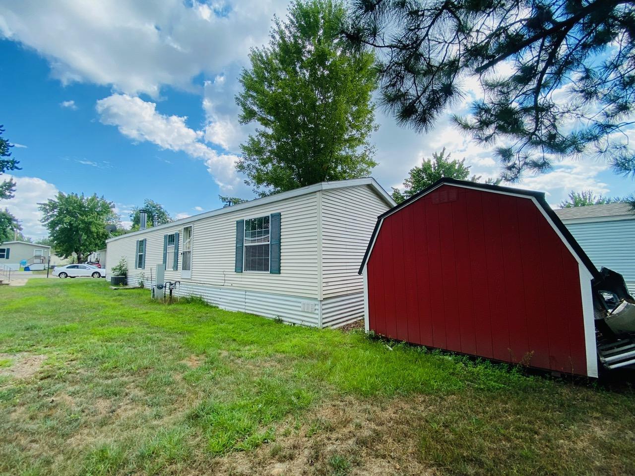 1017 Meadow Lane Ne Property Photo 36