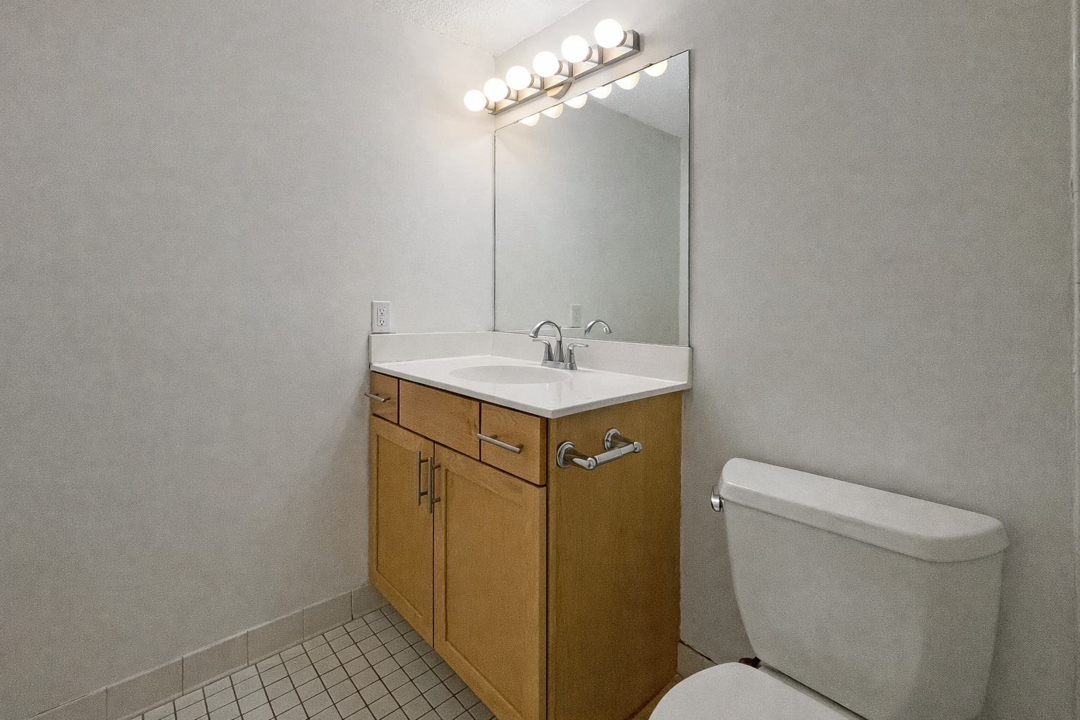 401 S 1st Street 209 Property Photo 17