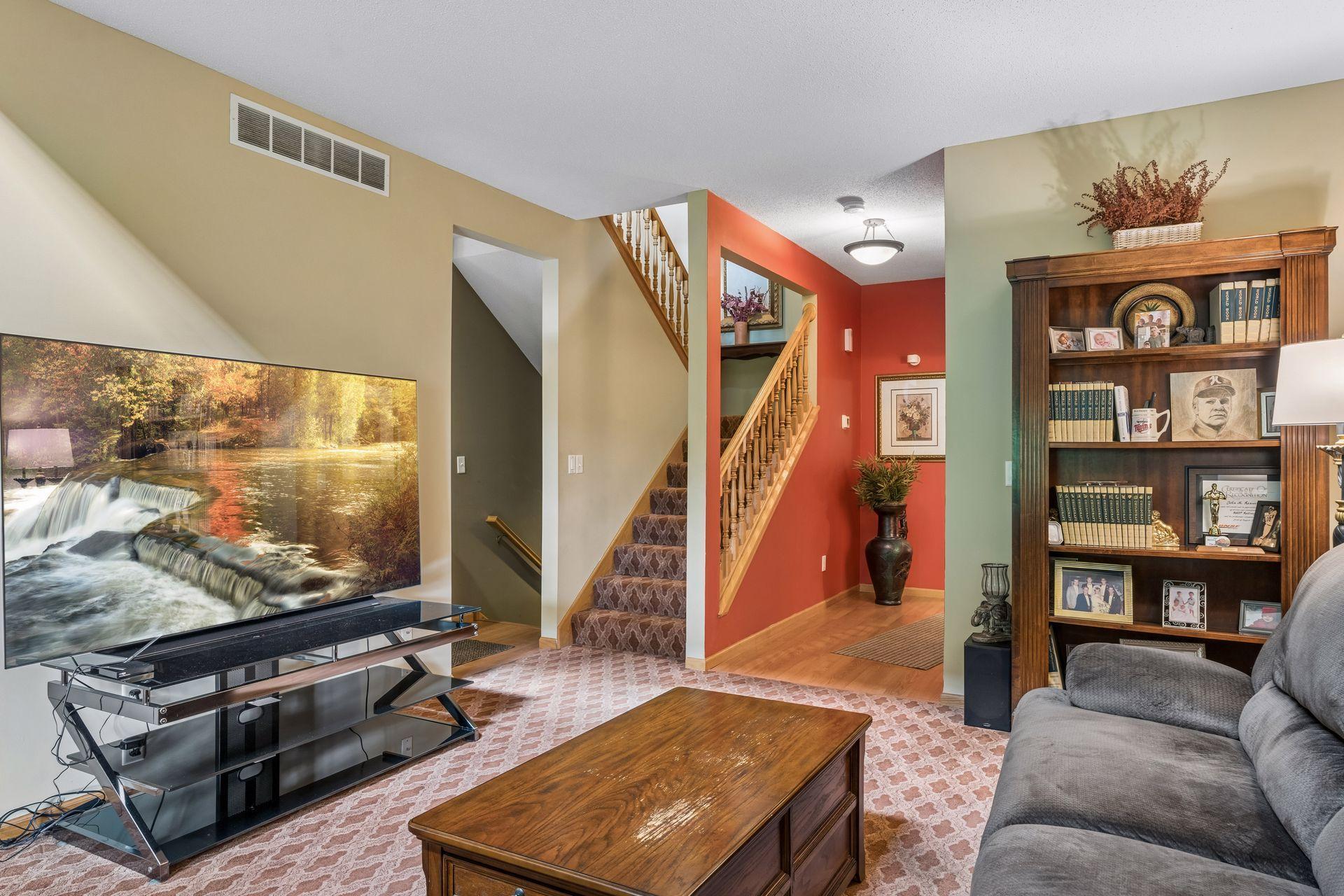 4805 Iris Alcove Property Photo 10
