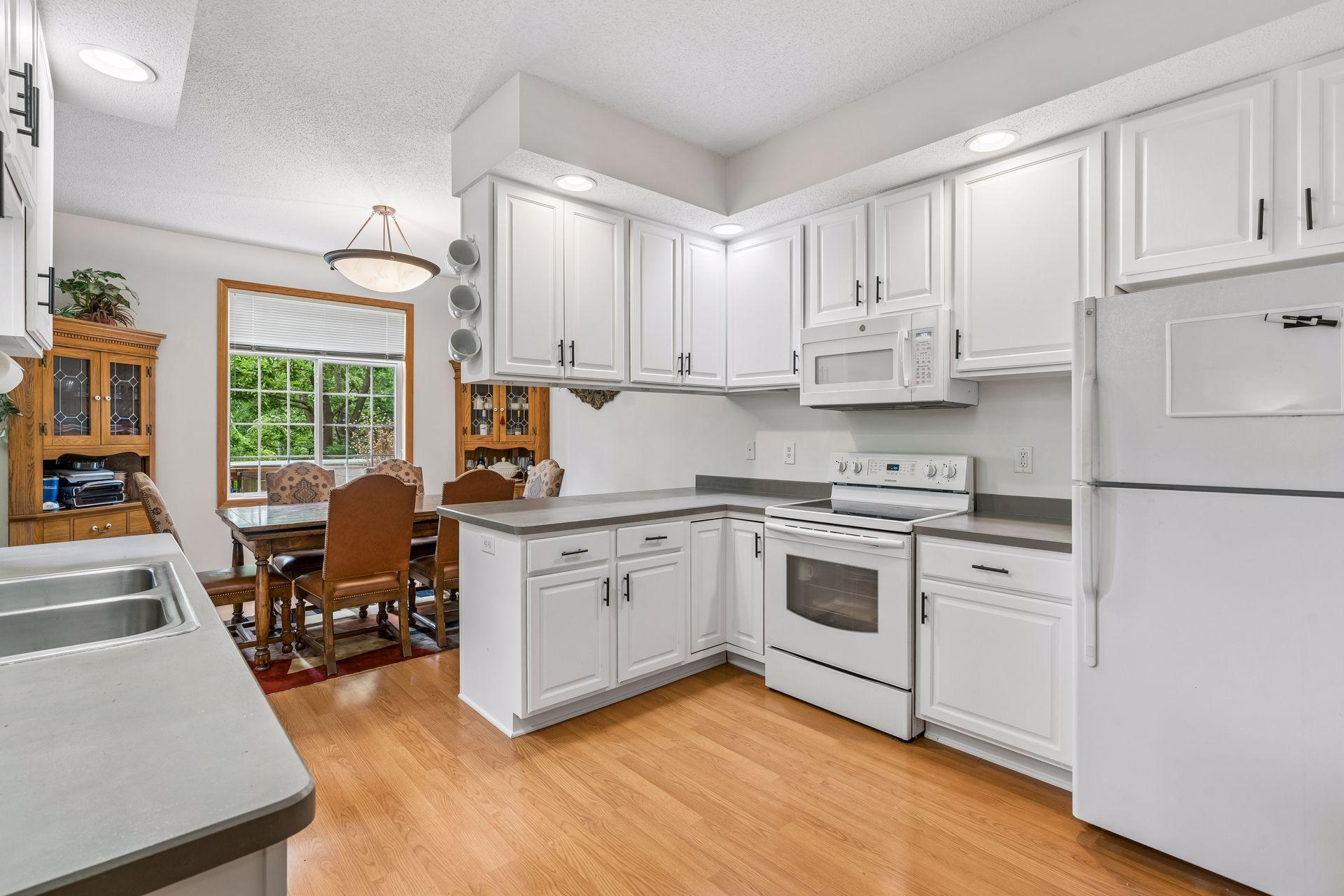 4805 Iris Alcove Property Photo 18