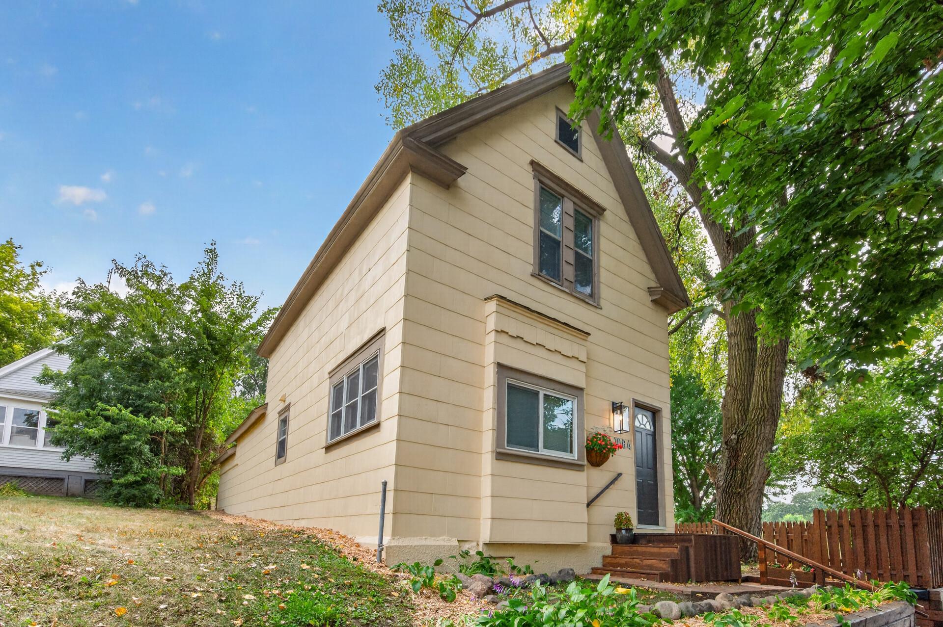 1084 Sylvan Street Property Photo 29