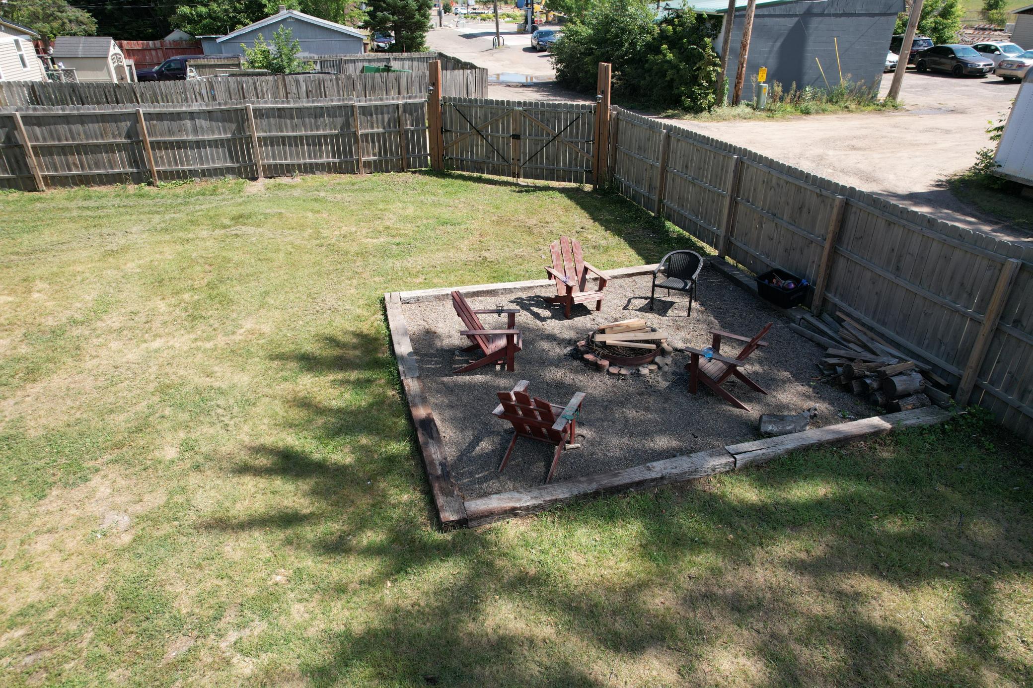 112 4th Avenue Ne Property Photo 18