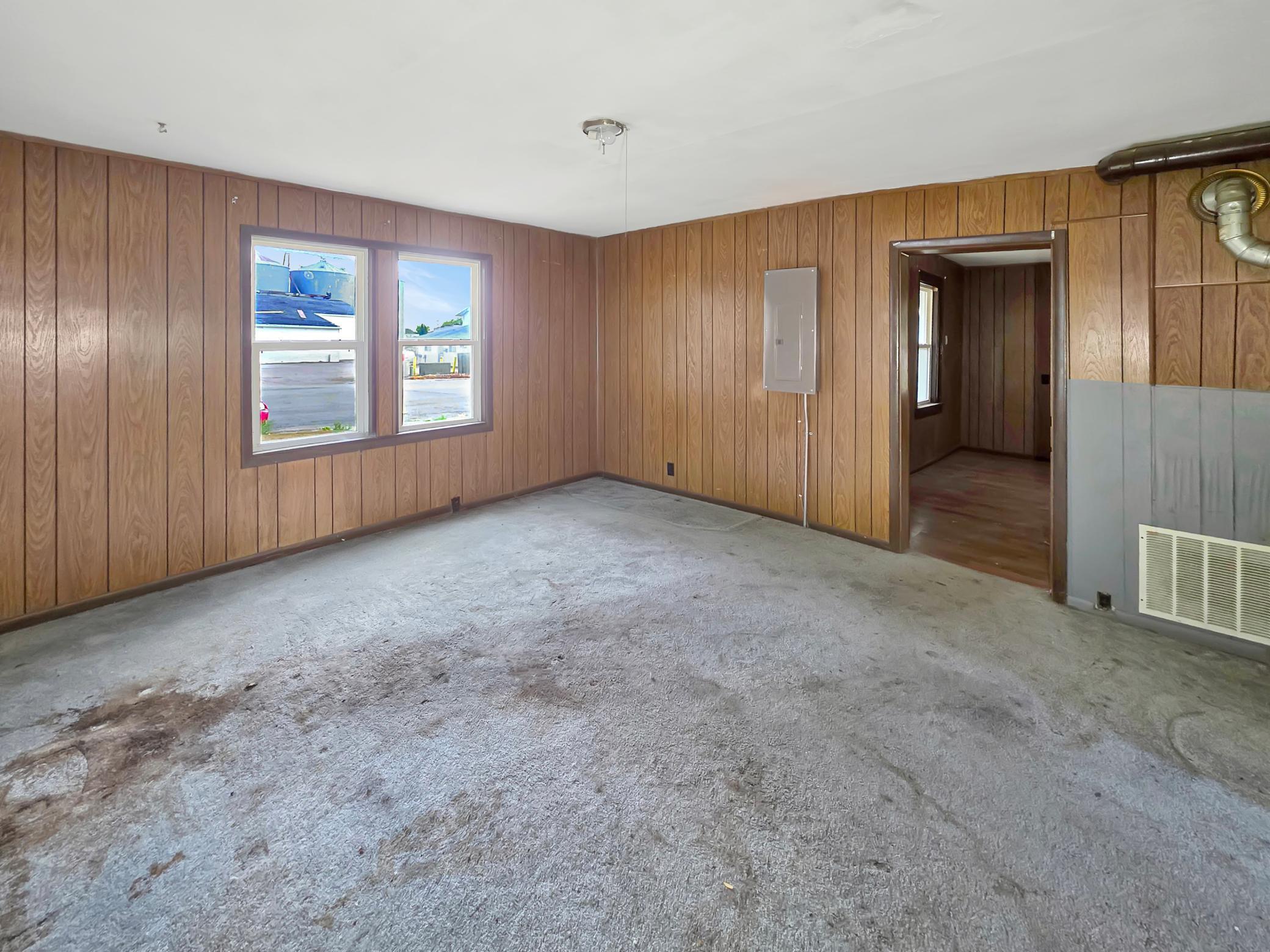 410 Main Street Property Photo 10