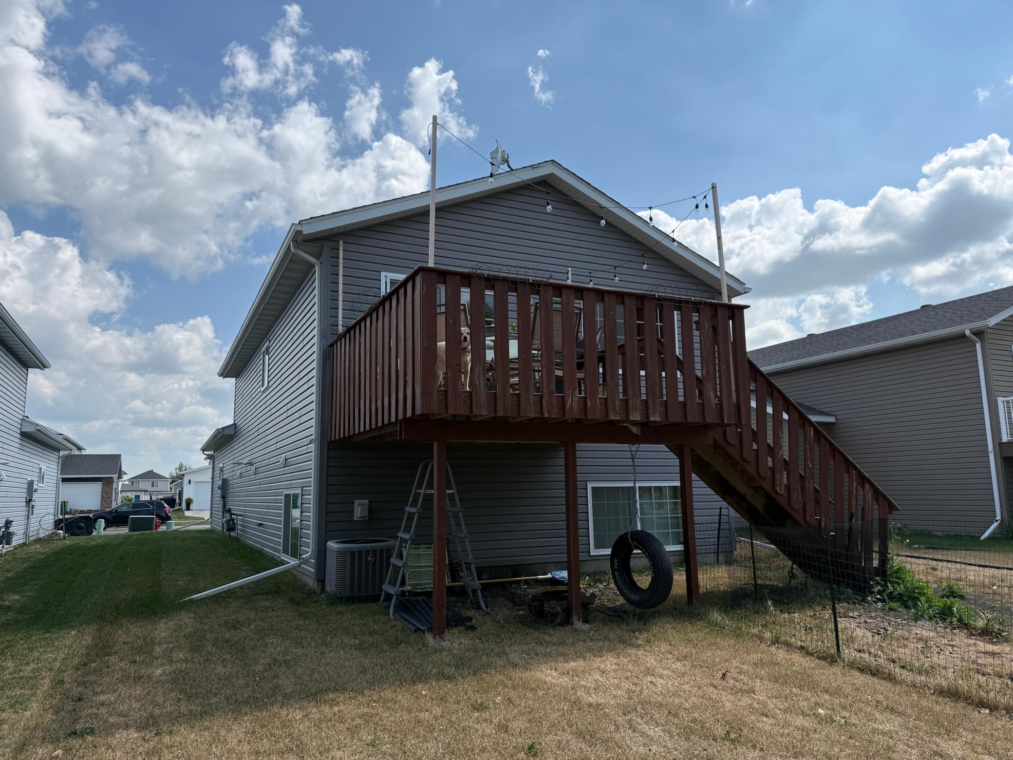 313 5th Street E Property Photo 22