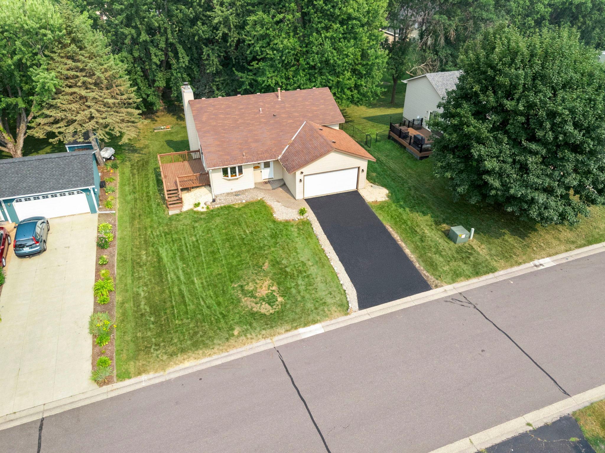 5700 Deer Trail E Property Photo 20