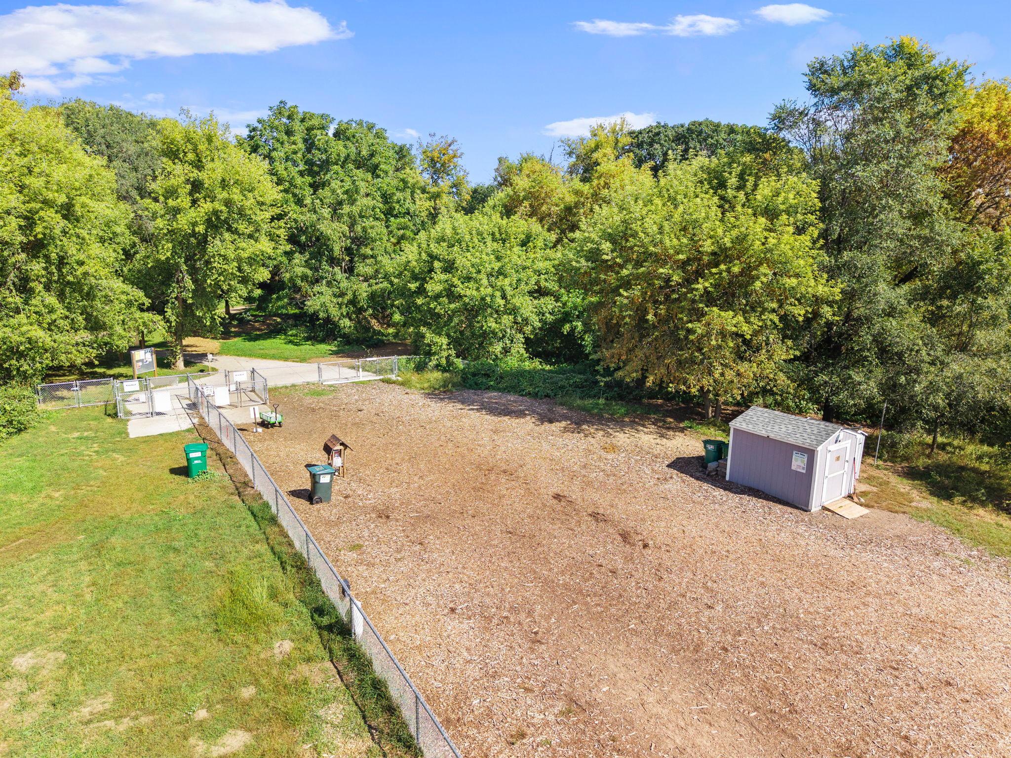 5700 Deer Trail E Property Photo 35
