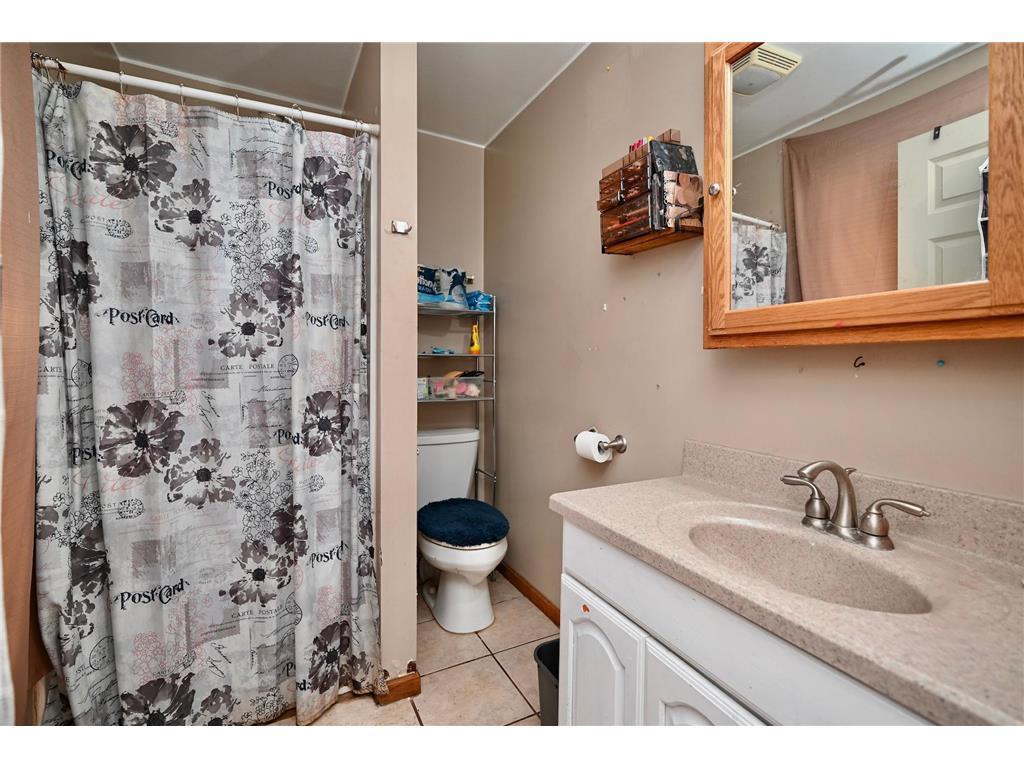 159 E King Street Property Photo 6