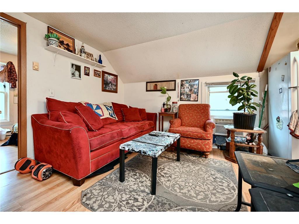159 E King Street Property Photo 18