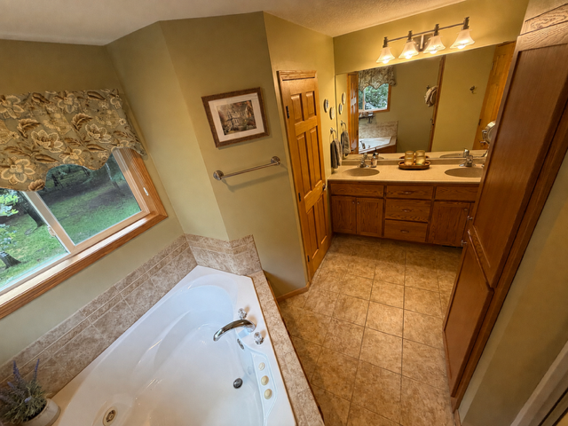 21073 Lander Street Nw Property Photo 20