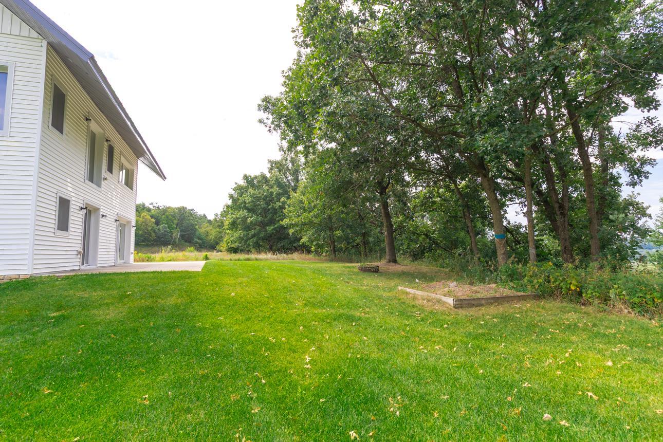 434 210th Avenue Property Photo 42