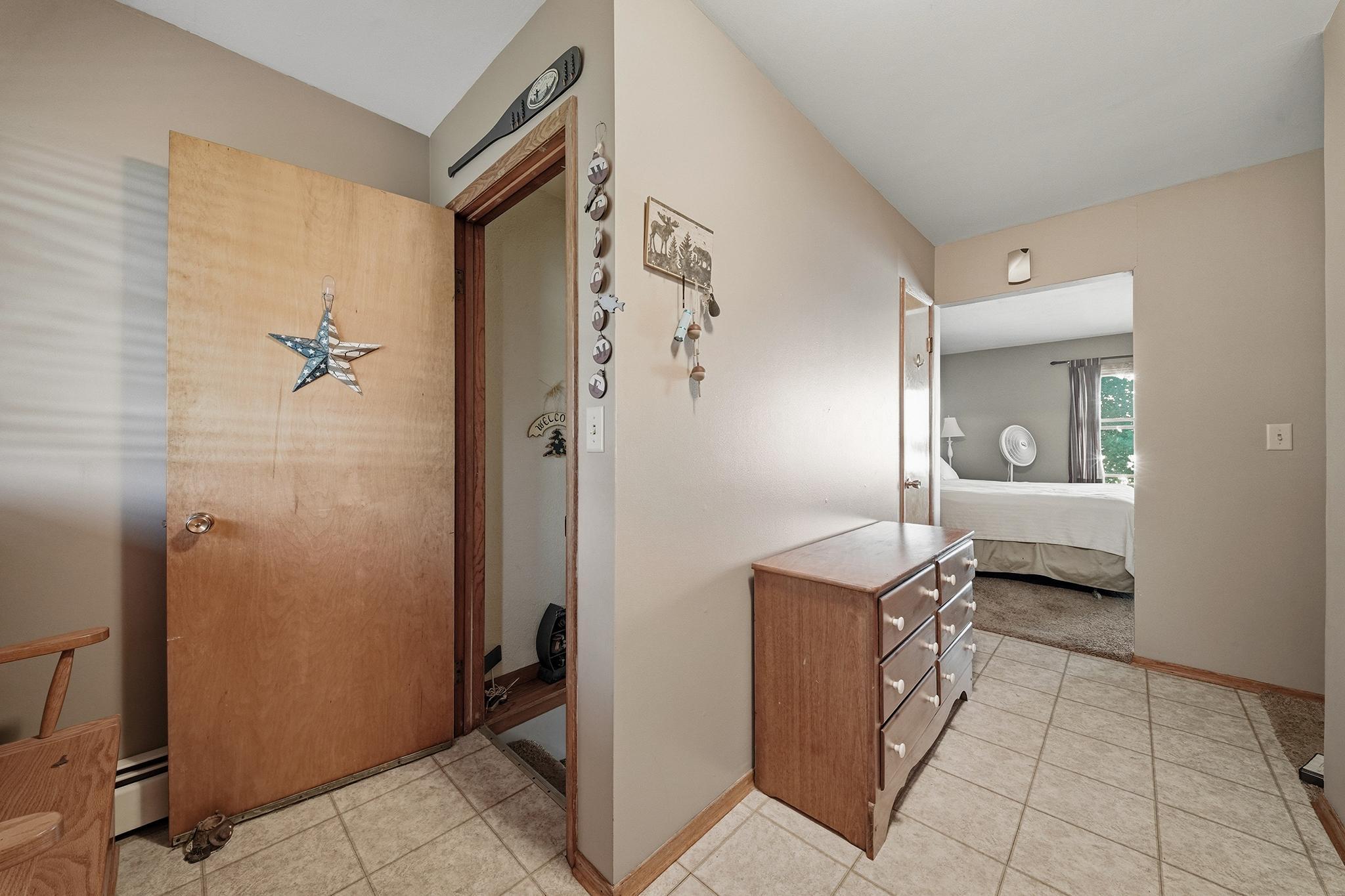 812 Magnor Lake Lane Property Photo 30
