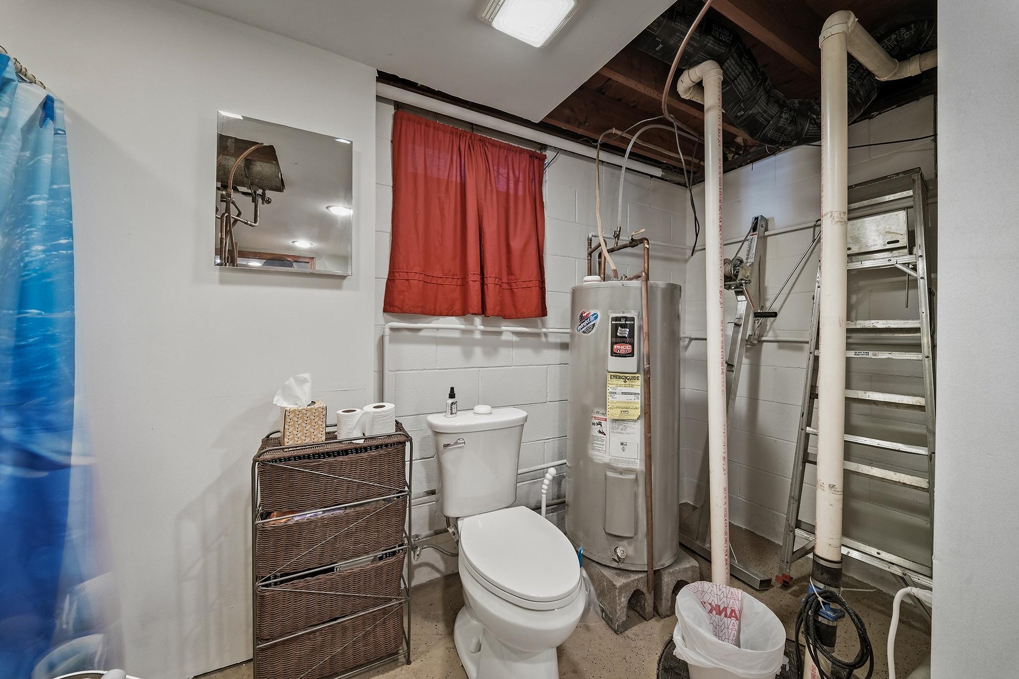 812 Magnor Lake Lane Property Photo 36